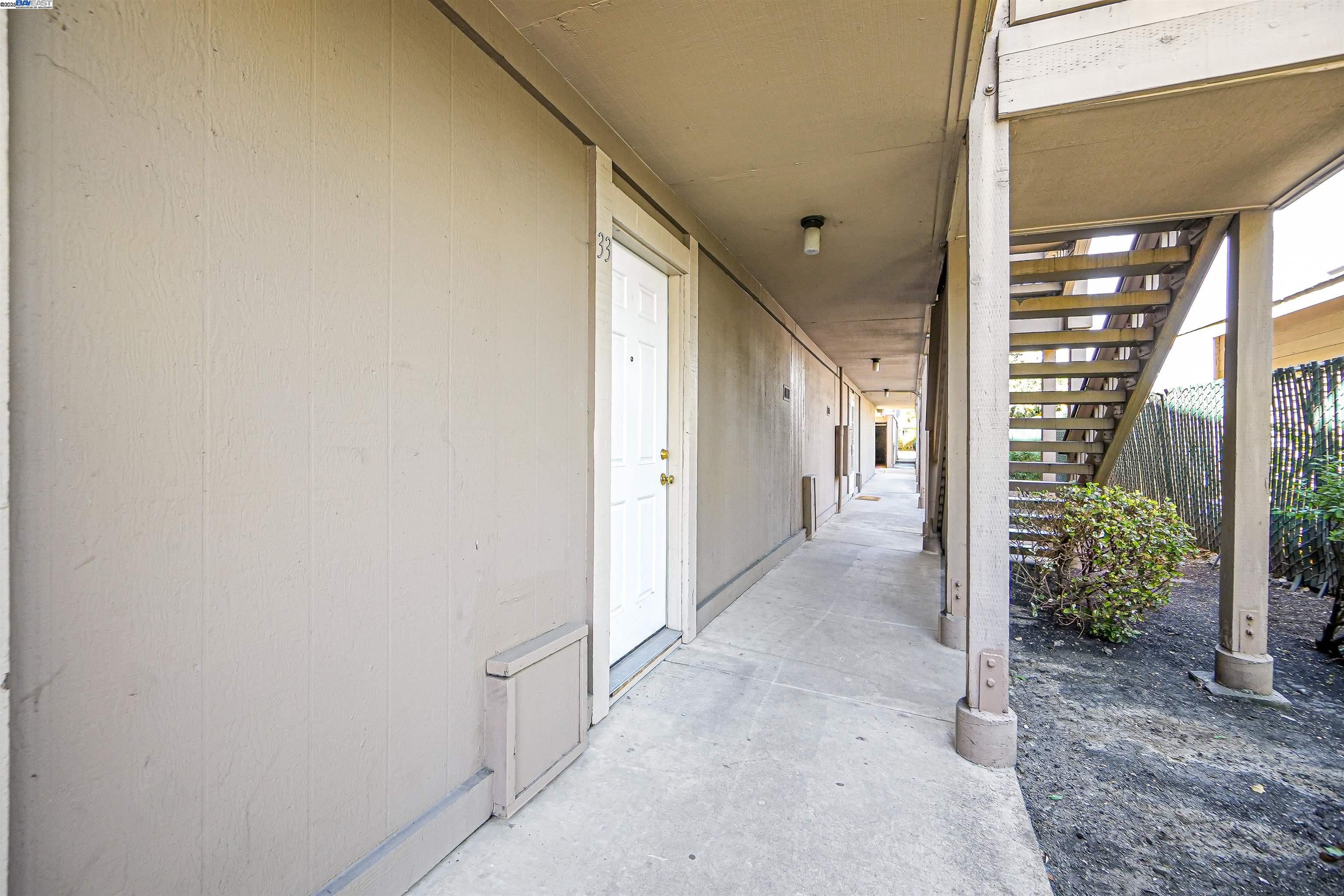 260 Industrial Pkwy # 33, Hayward, California 94544, 1 Bedroom Bedrooms, 3 Rooms Rooms,1 BathroomBathrooms,Residential,For Sale,260 Industrial Pkwy # 33,41106873