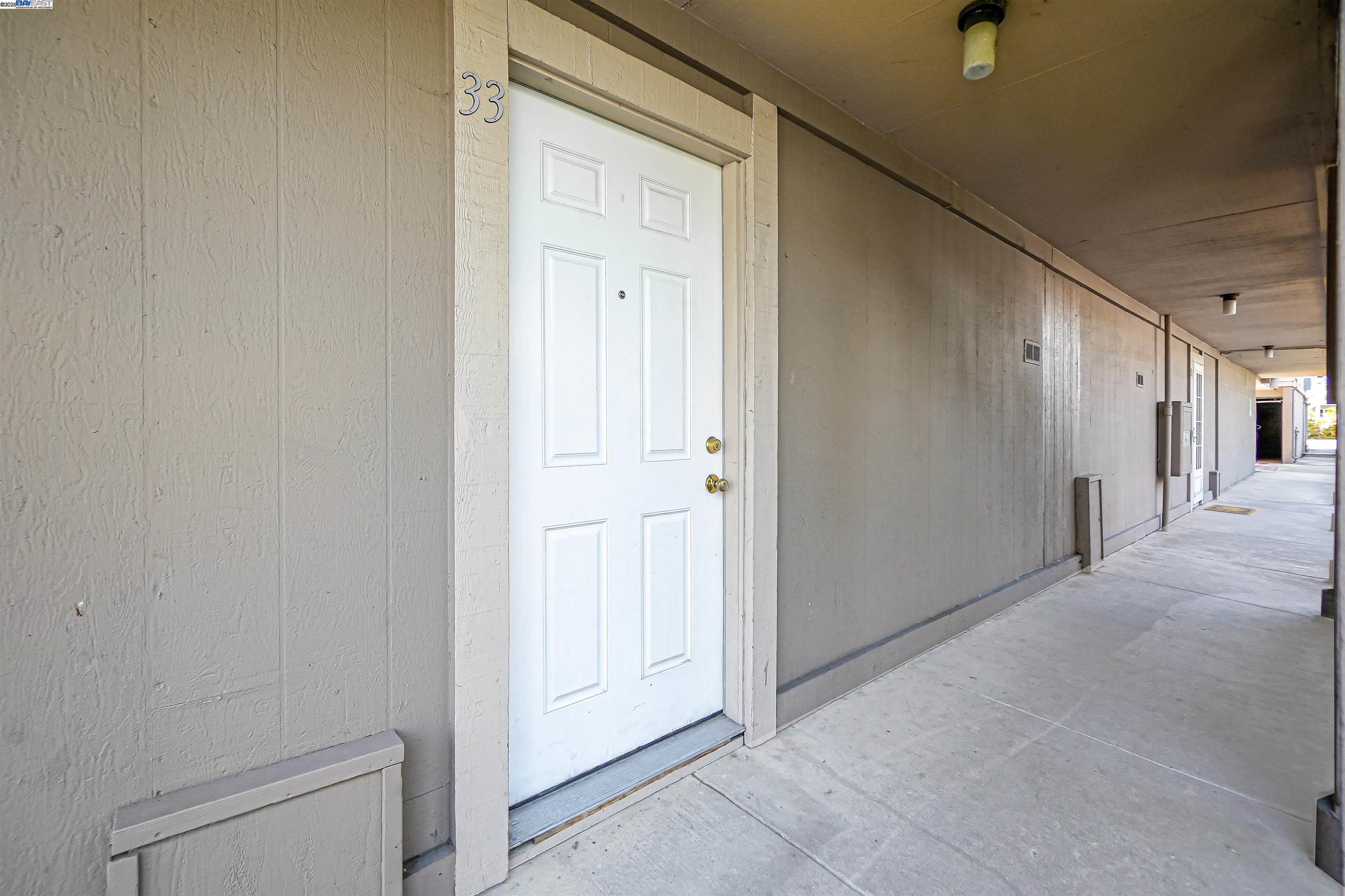 260 Industrial Pkwy # 33, Hayward, California 94544, 1 Bedroom Bedrooms, 3 Rooms Rooms,1 BathroomBathrooms,Residential,For Sale,260 Industrial Pkwy # 33,41106873