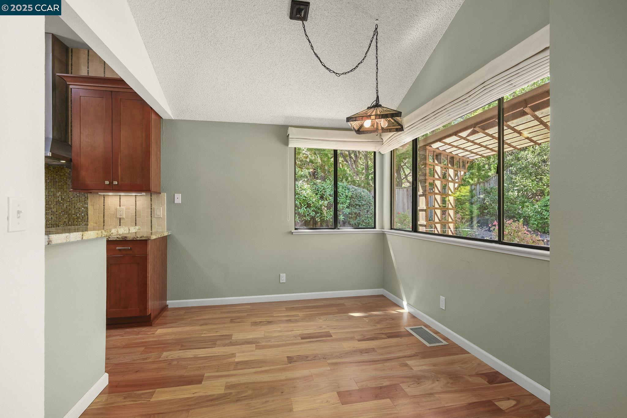 1743 Jeanne Cir, Martinez, California 94553, 4 Bedrooms Bedrooms, 10 Rooms Rooms,2 BathroomsBathrooms,Residential,For Sale,1743 Jeanne Cir,41106874