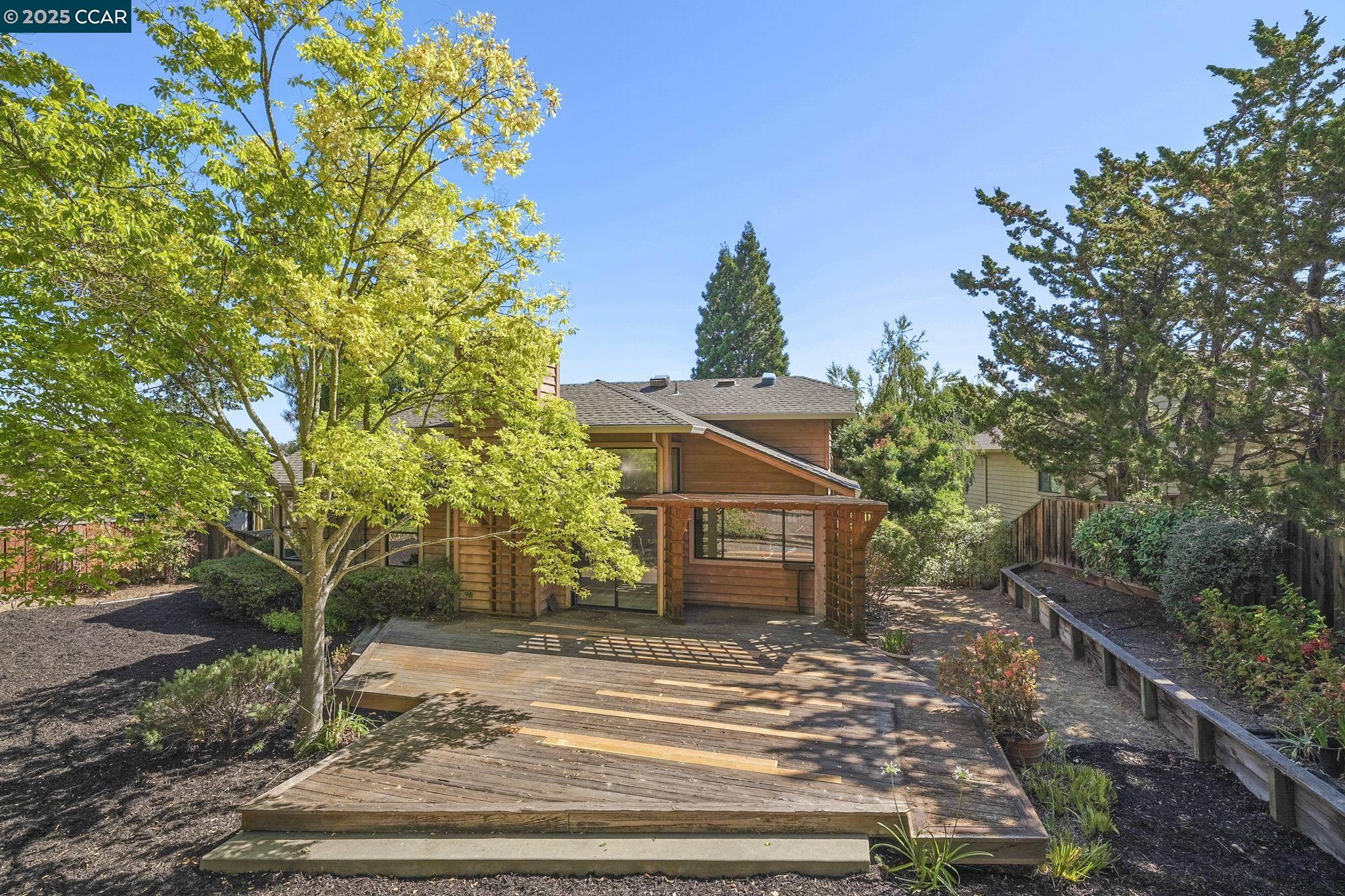 1743 Jeanne Cir, Martinez, California 94553, 4 Bedrooms Bedrooms, 10 Rooms Rooms,2 BathroomsBathrooms,Residential,For Sale,1743 Jeanne Cir,41106874