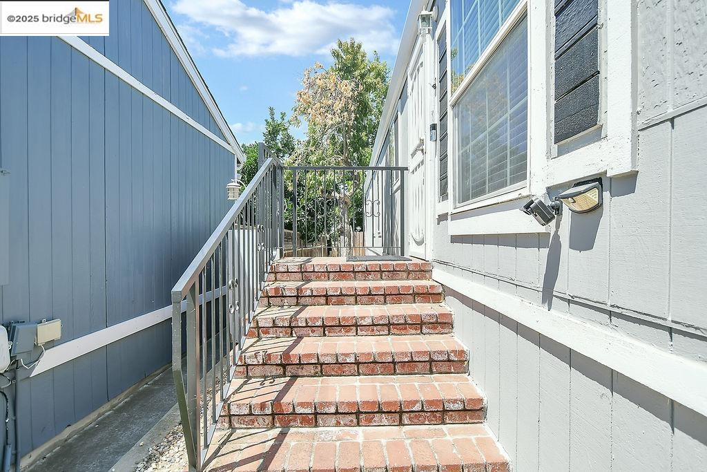 1924 Geneva Ln, Antioch, California 94509, 2 Bedrooms Bedrooms, 6 Rooms Rooms,2 BathroomsBathrooms,Manufactured In Park,For Sale,1924 Geneva Ln,41106876