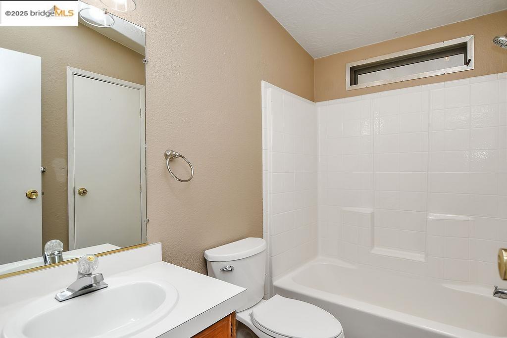 1924 Geneva Ln, Antioch, California 94509, 2 Bedrooms Bedrooms, 6 Rooms Rooms,2 BathroomsBathrooms,Manufactured In Park,For Sale,1924 Geneva Ln,41106876