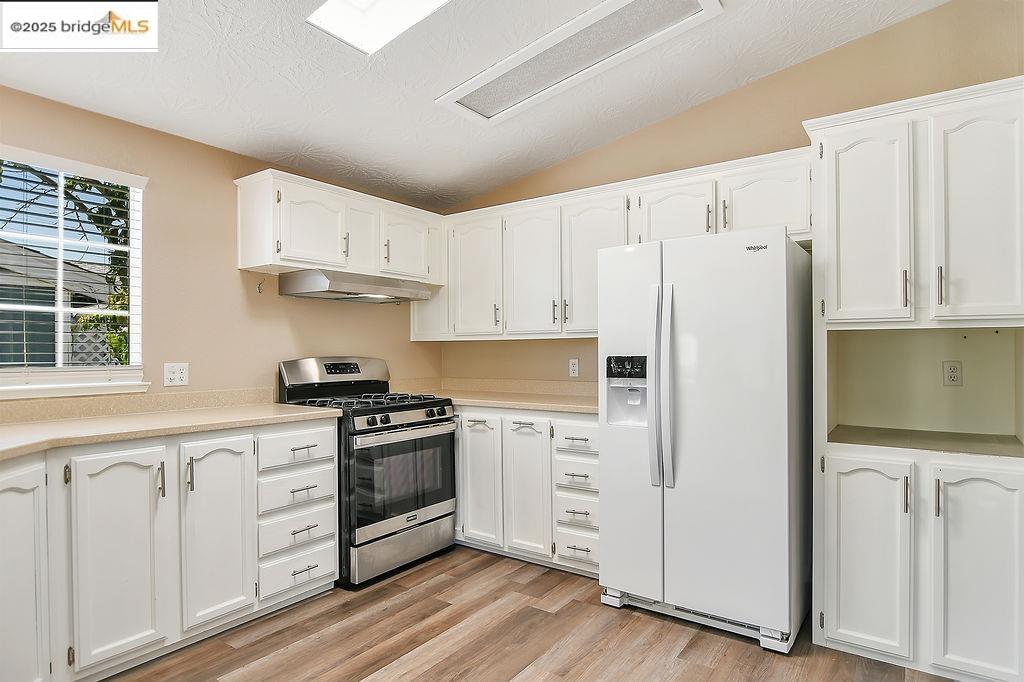 1924 Geneva Ln, Antioch, California 94509, 2 Bedrooms Bedrooms, 6 Rooms Rooms,2 BathroomsBathrooms,Manufactured In Park,For Sale,1924 Geneva Ln,41106876