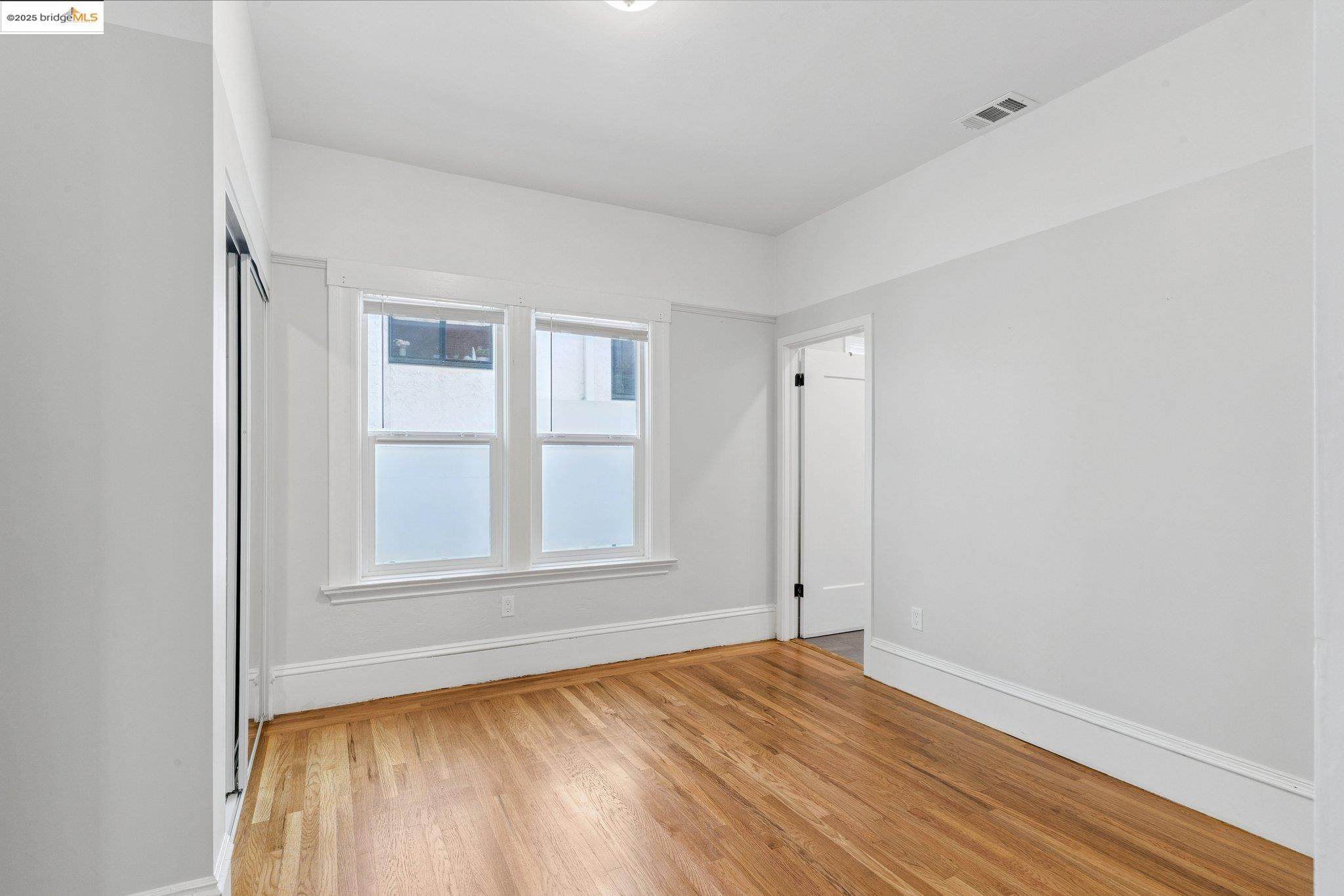 314 Hanover Ave, Oakland, California 94606, ,Residential Income,For Sale,314 Hanover Ave,41106878