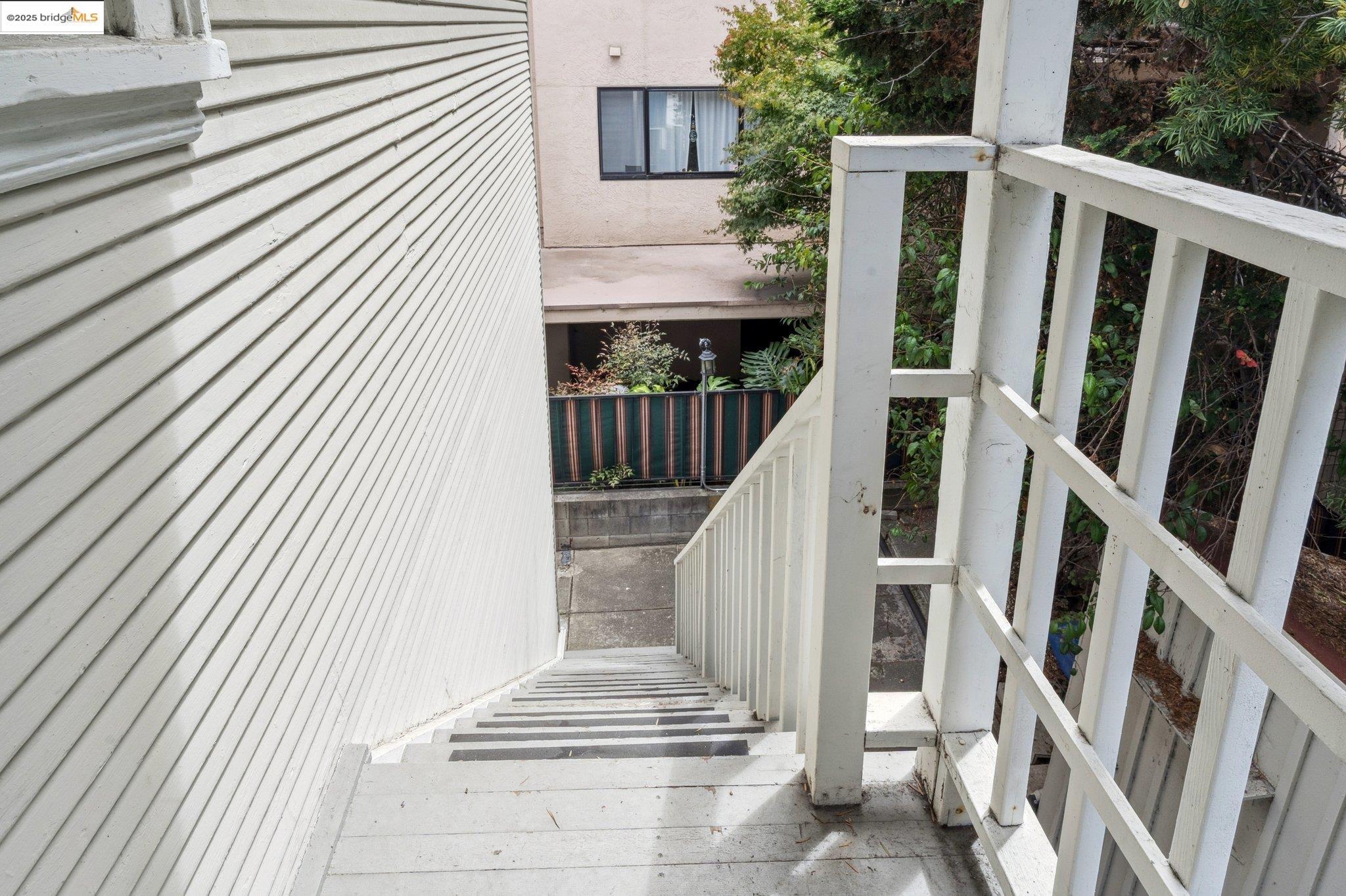 314 Hanover Ave, Oakland, California 94606, ,Residential Income,For Sale,314 Hanover Ave,41106878