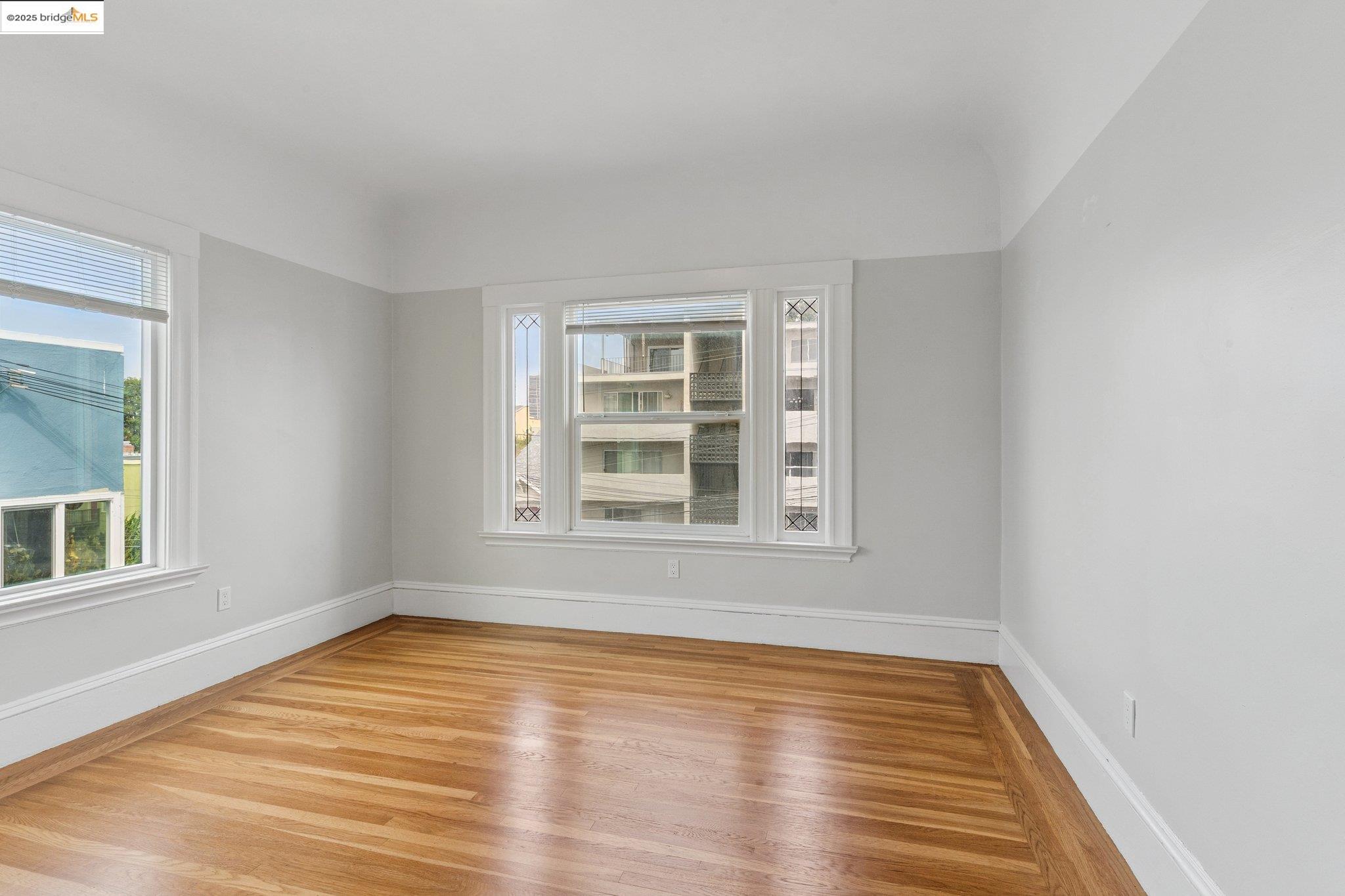314 Hanover Ave, Oakland, California 94606, ,Residential Income,For Sale,314 Hanover Ave,41106878