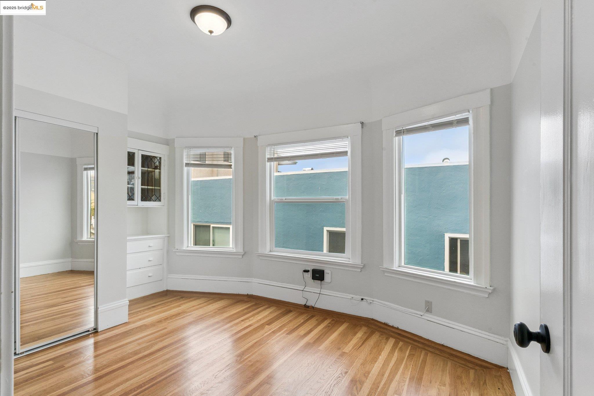 314 Hanover Ave, Oakland, California 94606, ,Residential Income,For Sale,314 Hanover Ave,41106878