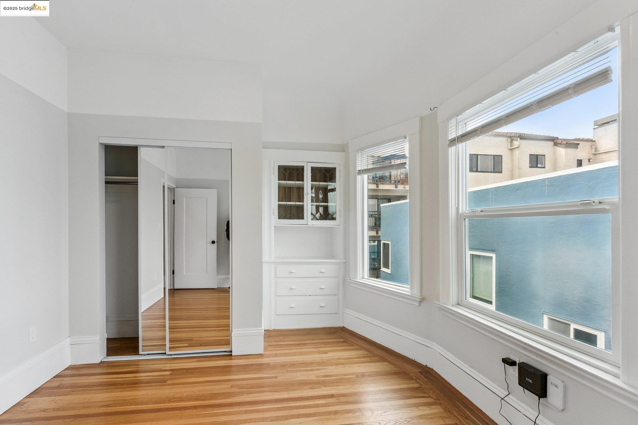 314 Hanover Ave, Oakland, California 94606, ,Residential Income,For Sale,314 Hanover Ave,41106878