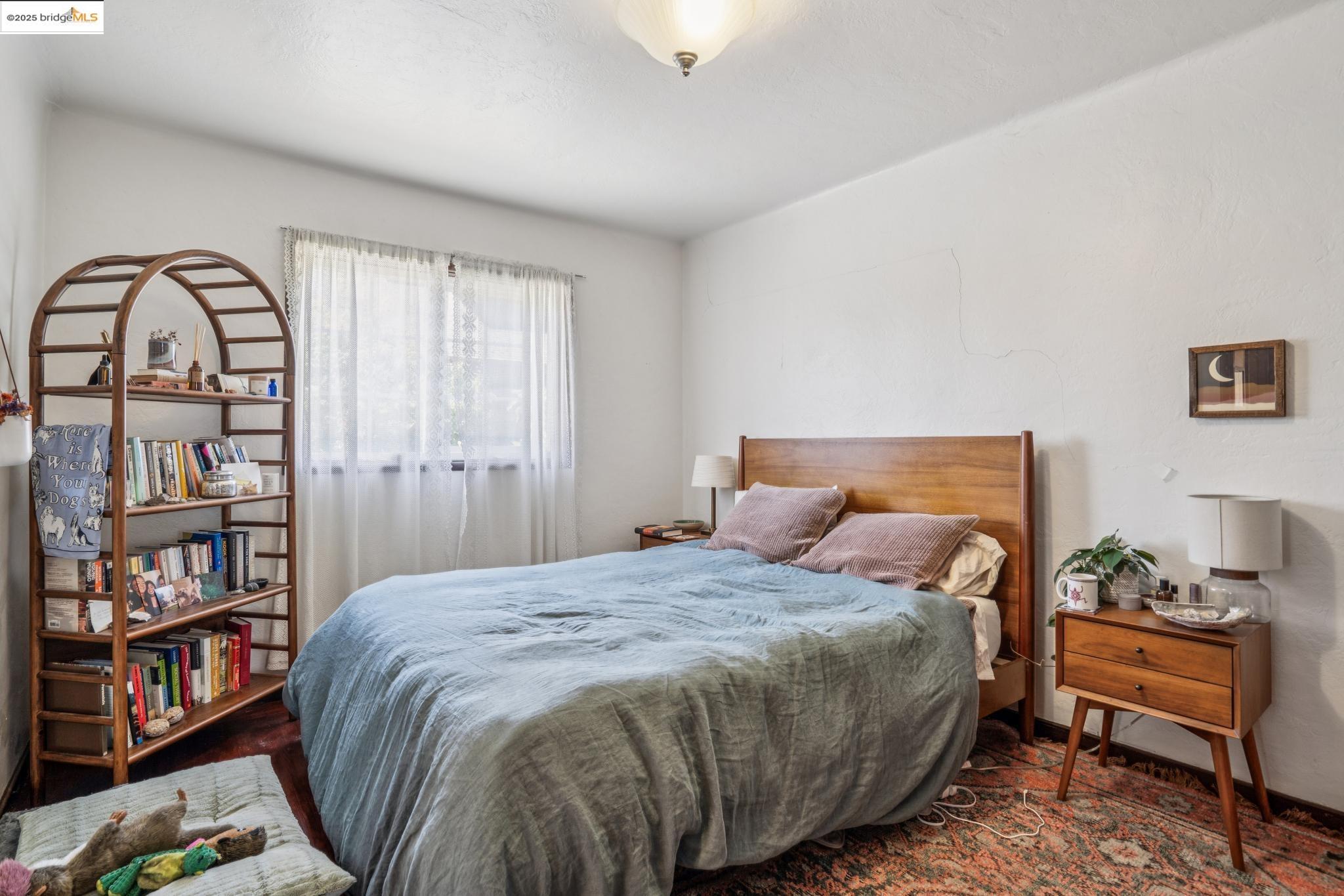 574 66th, Oakland, California 94609, ,Commercial Sale,For Sale,574 66th,41106879