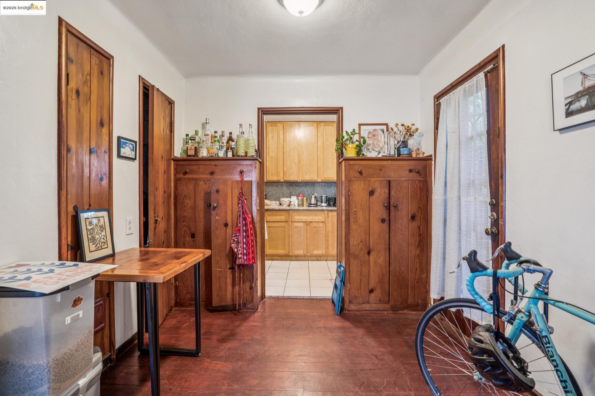 574 66th, Oakland, California 94609, ,Commercial Sale,For Sale,574 66th,41106879