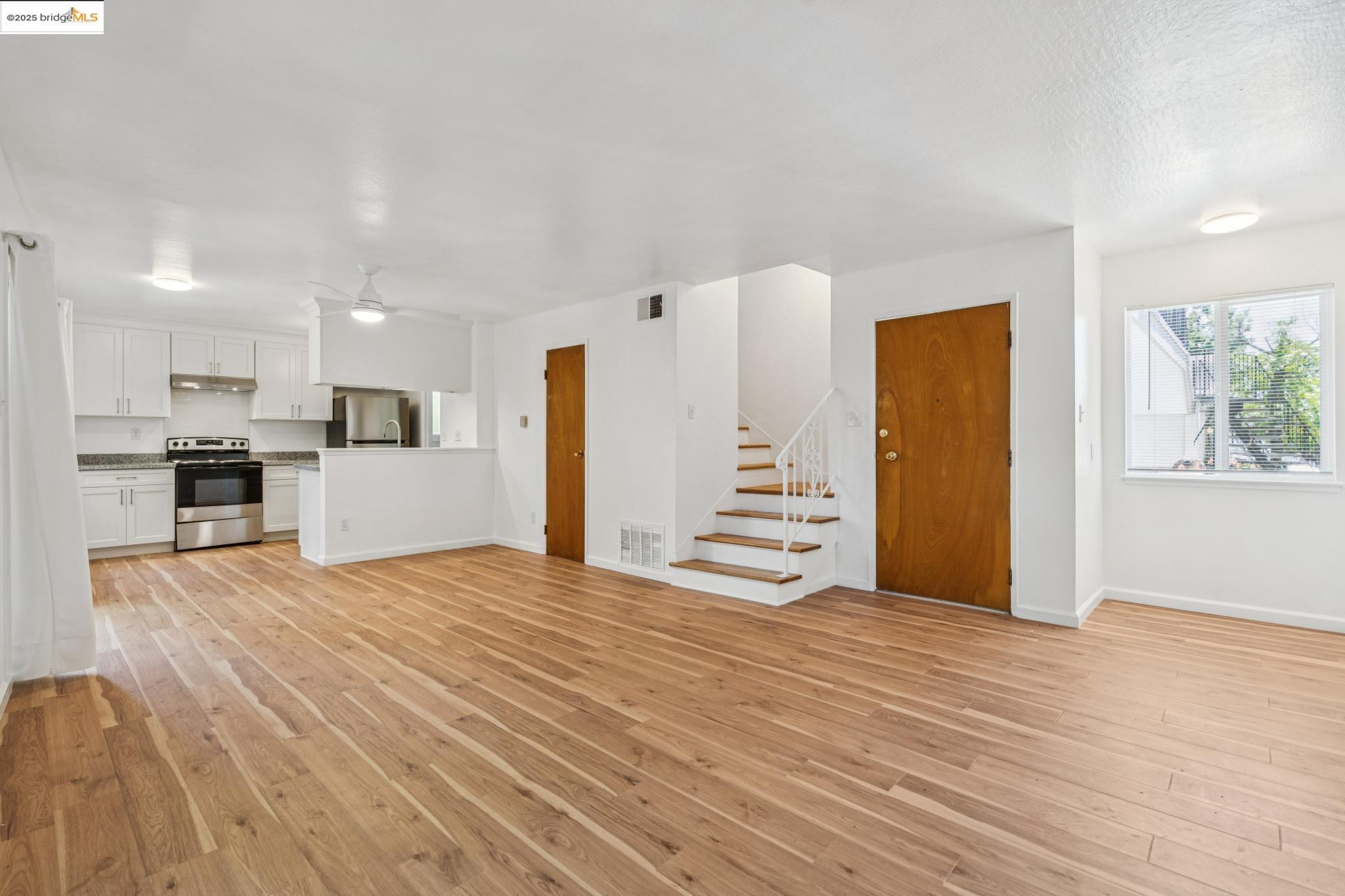 574 66th, Oakland, California 94609, ,Commercial Sale,For Sale,574 66th,41106879
