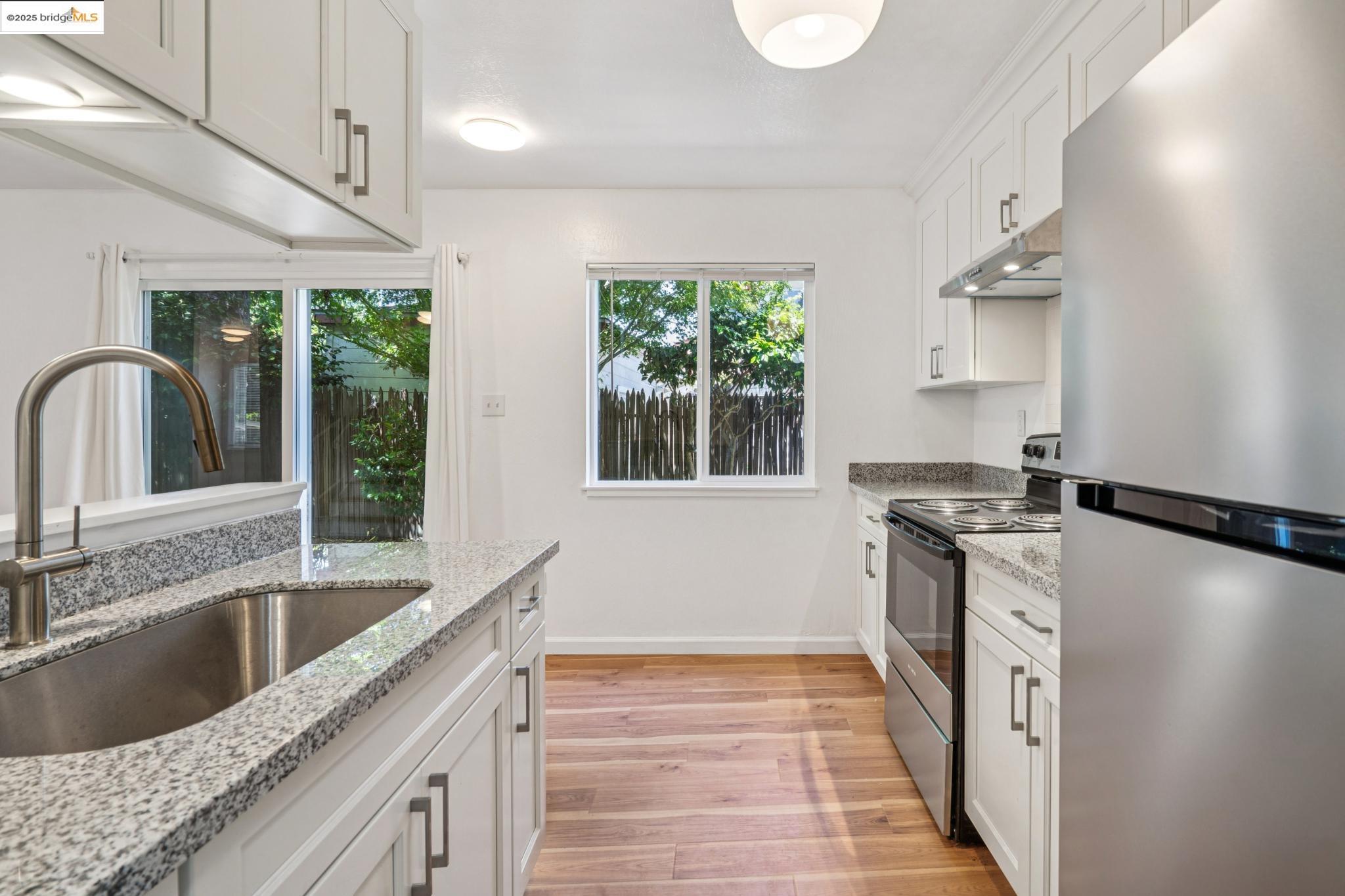 574 66th, Oakland, California 94609, ,Commercial Sale,For Sale,574 66th,41106879