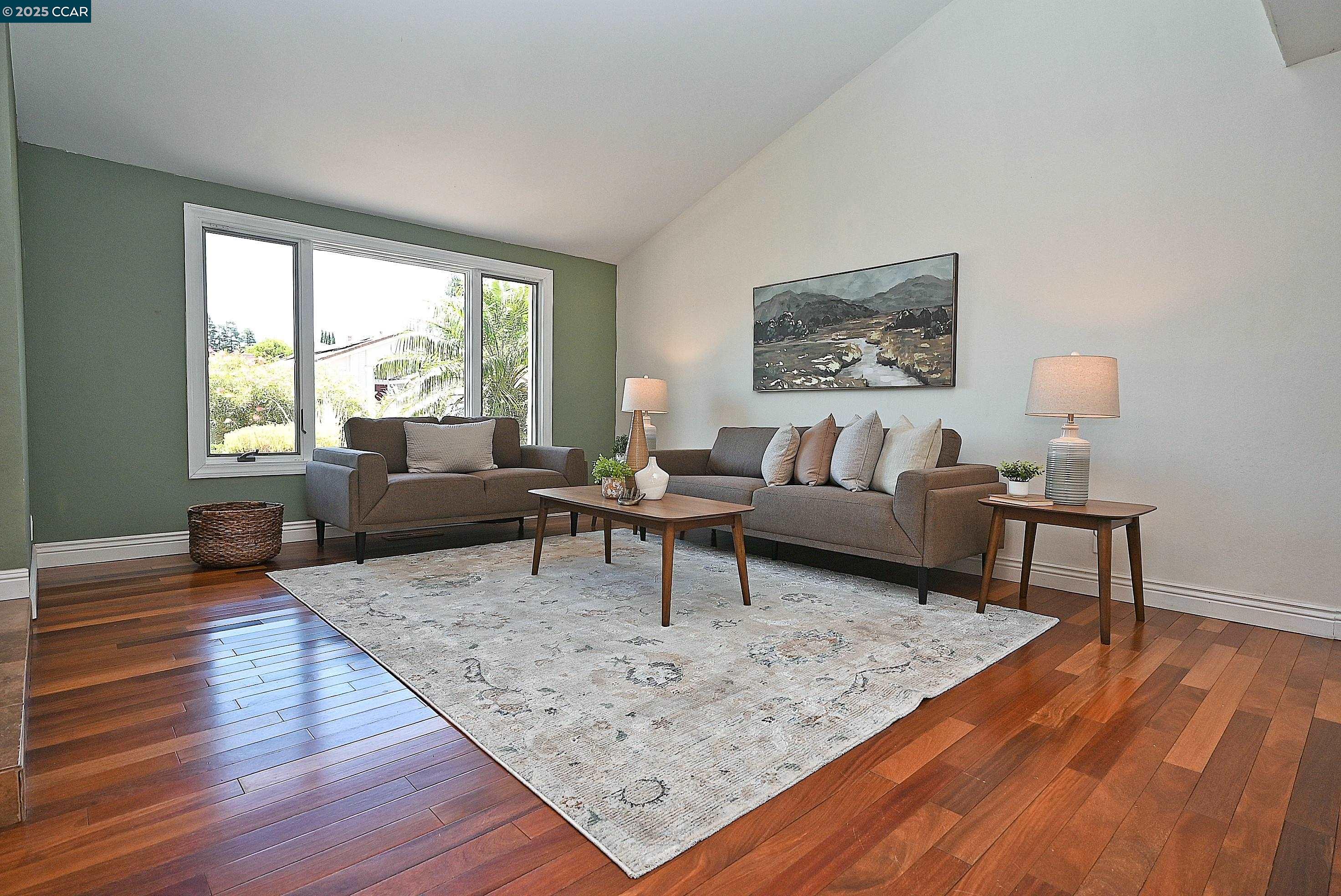 Detail Gallery Image 9 of 42 For 5091 Saint Celestine Ct, Concord,  CA 94521 - 4 Beds | 2/1 Baths