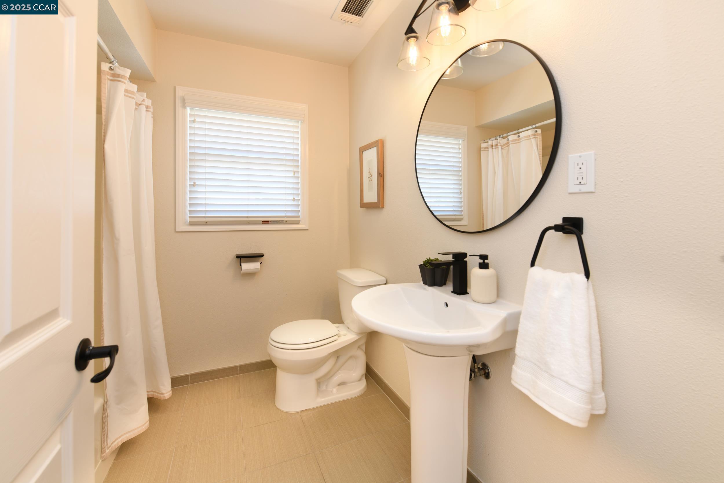 1818 Granada Dr, Concord, California 94519, 4 Bedrooms Bedrooms, 8 Rooms Rooms,2 BathroomsBathrooms,Residential,For Sale,1818 Granada Dr,41106882