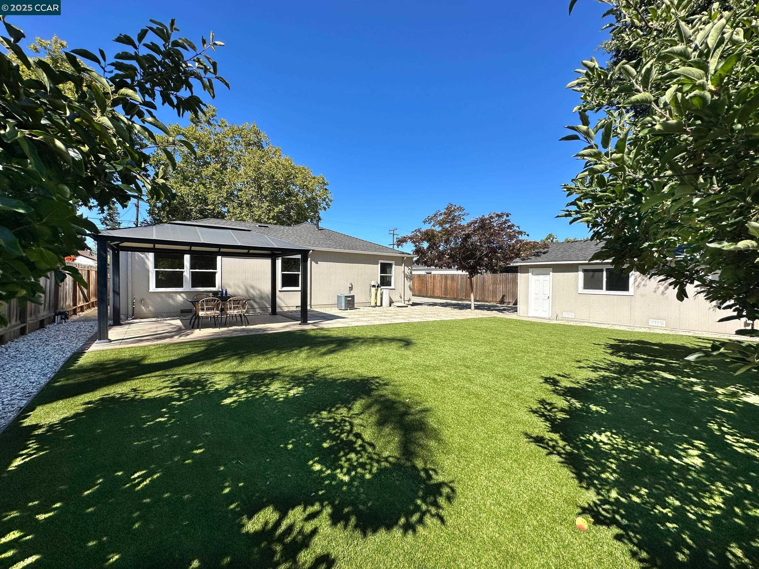 1818 Granada Dr, Concord, California 94519, 4 Bedrooms Bedrooms, 8 Rooms Rooms,2 BathroomsBathrooms,Residential,For Sale,1818 Granada Dr,41106882