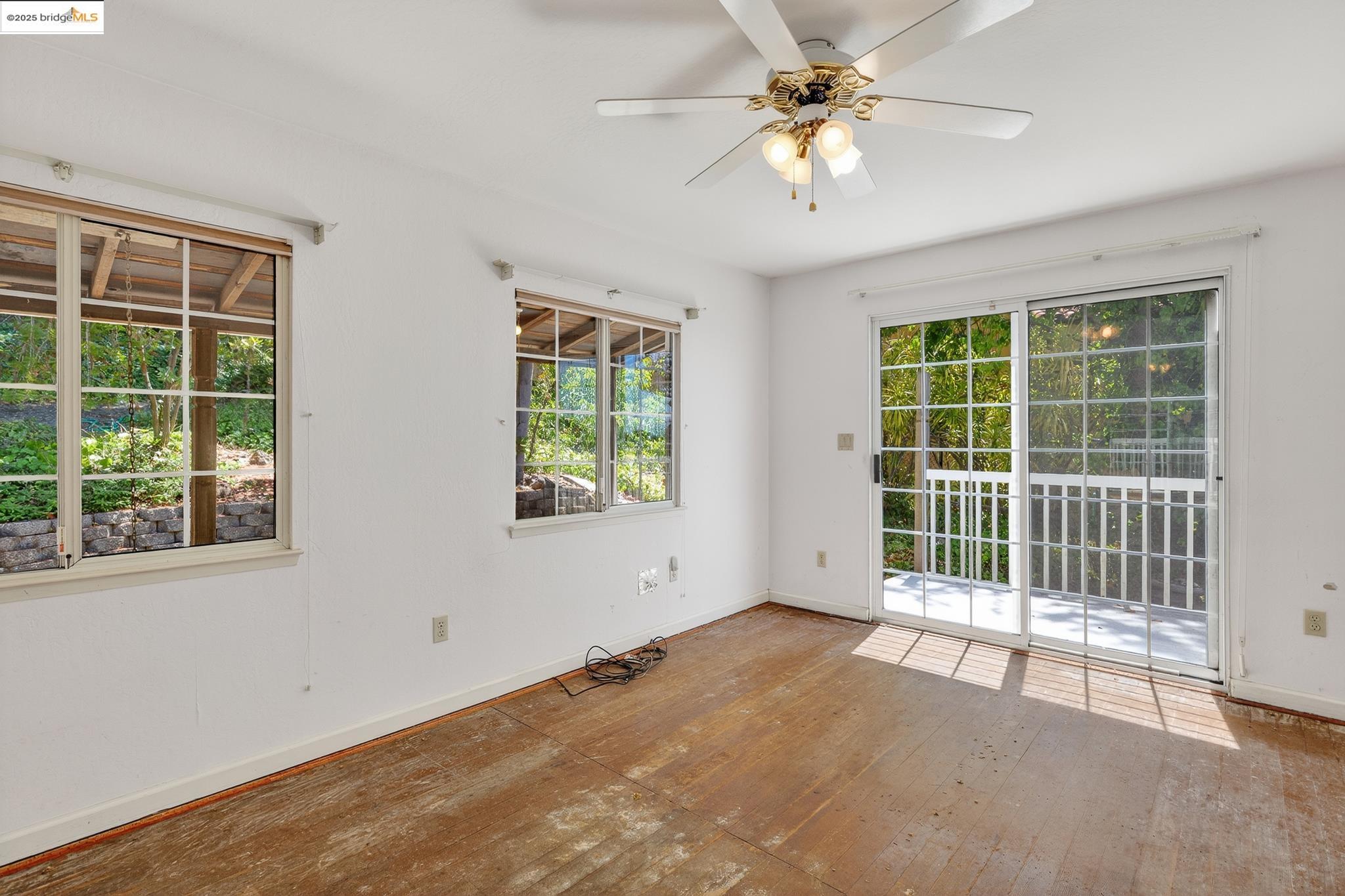 237 Taurus Ave., Oakland, California 94611, 2 Bedrooms Bedrooms, 4 Rooms Rooms,1 BathroomBathrooms,Residential,For Sale,237 Taurus Ave.,41106888