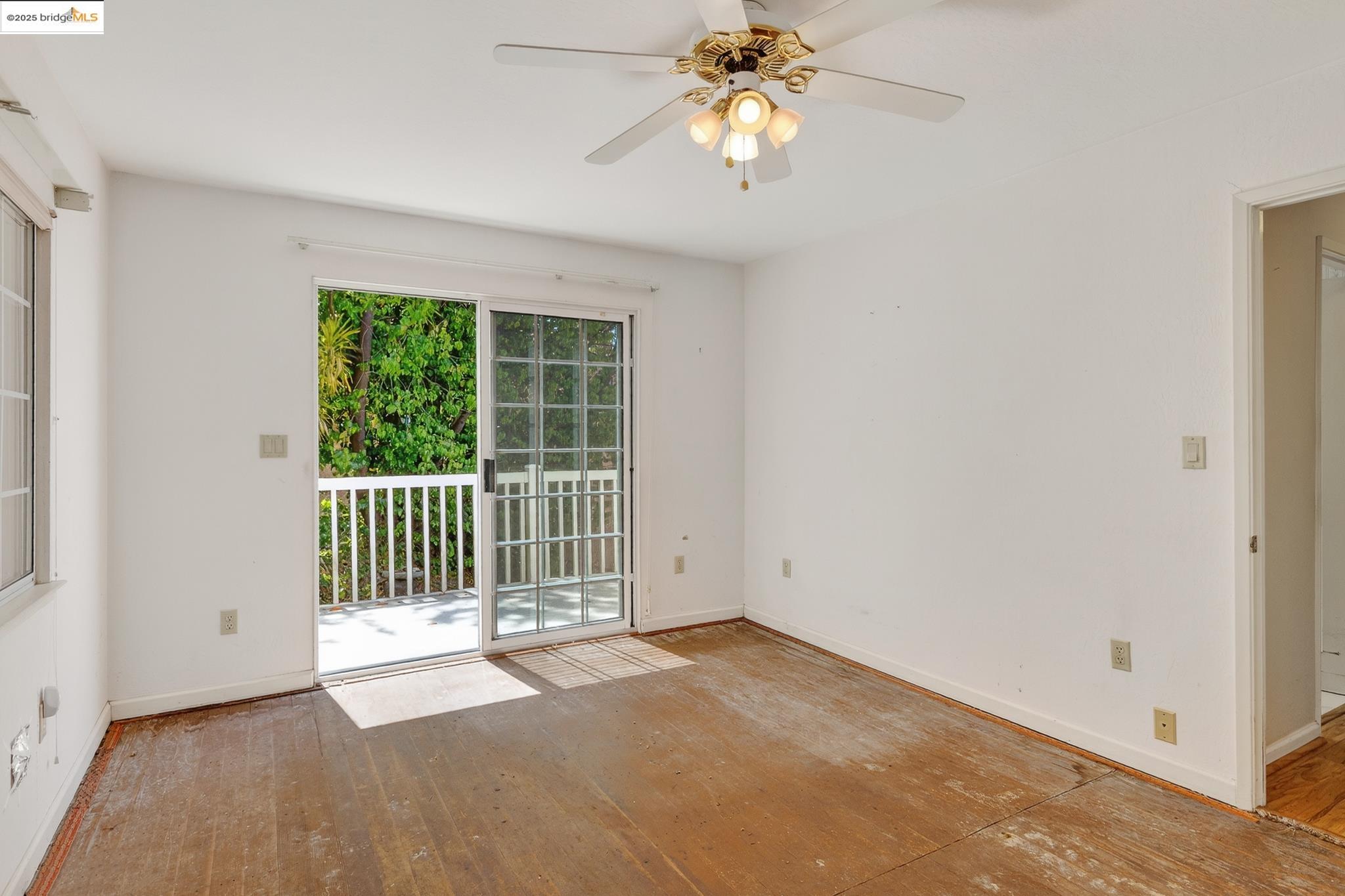 237 Taurus Ave., Oakland, California 94611, 2 Bedrooms Bedrooms, 4 Rooms Rooms,1 BathroomBathrooms,Residential,For Sale,237 Taurus Ave.,41106888