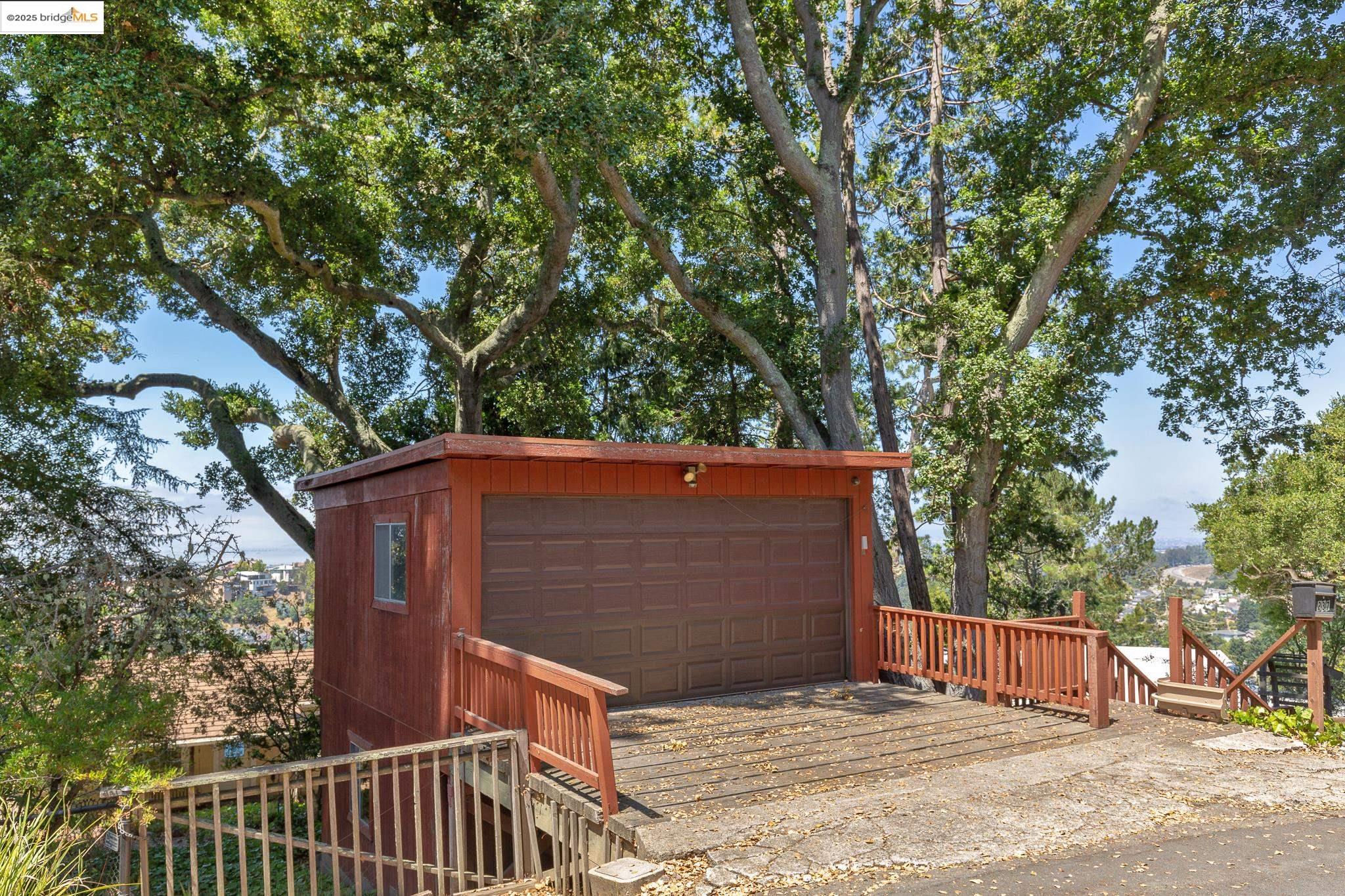 237 Taurus Ave., Oakland, California 94611, 2 Bedrooms Bedrooms, 4 Rooms Rooms,1 BathroomBathrooms,Residential,For Sale,237 Taurus Ave.,41106888