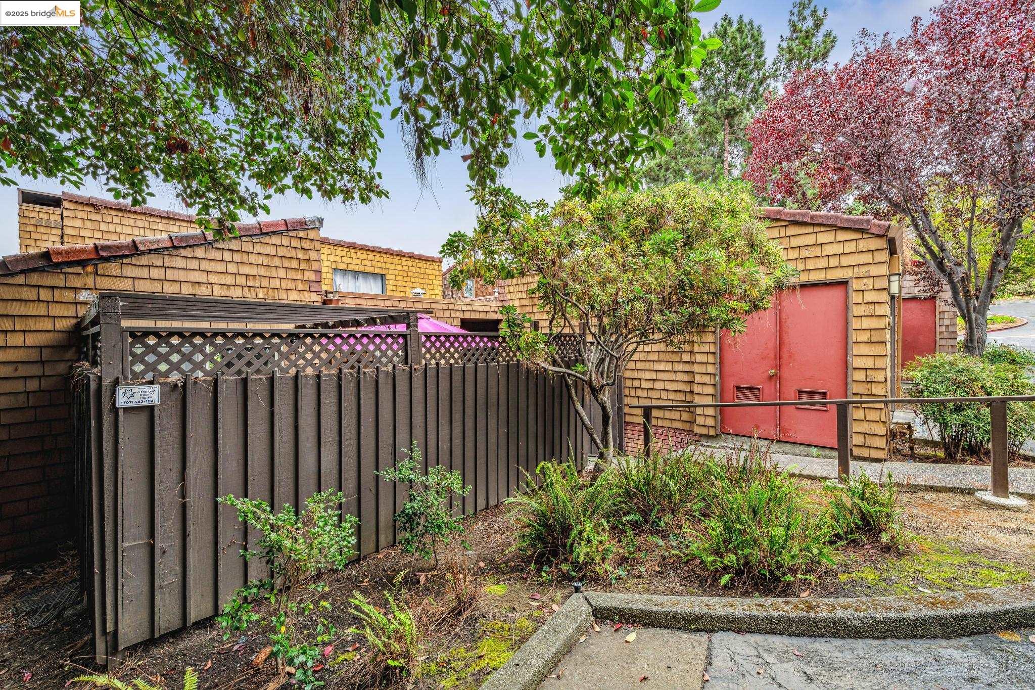 160 Kathy Ellen Dr, Vallejo, California 94591, 2 Bedrooms Bedrooms, 5 Rooms Rooms,2 BathroomsBathrooms,Residential,For Sale,160 Kathy Ellen Dr,41106889