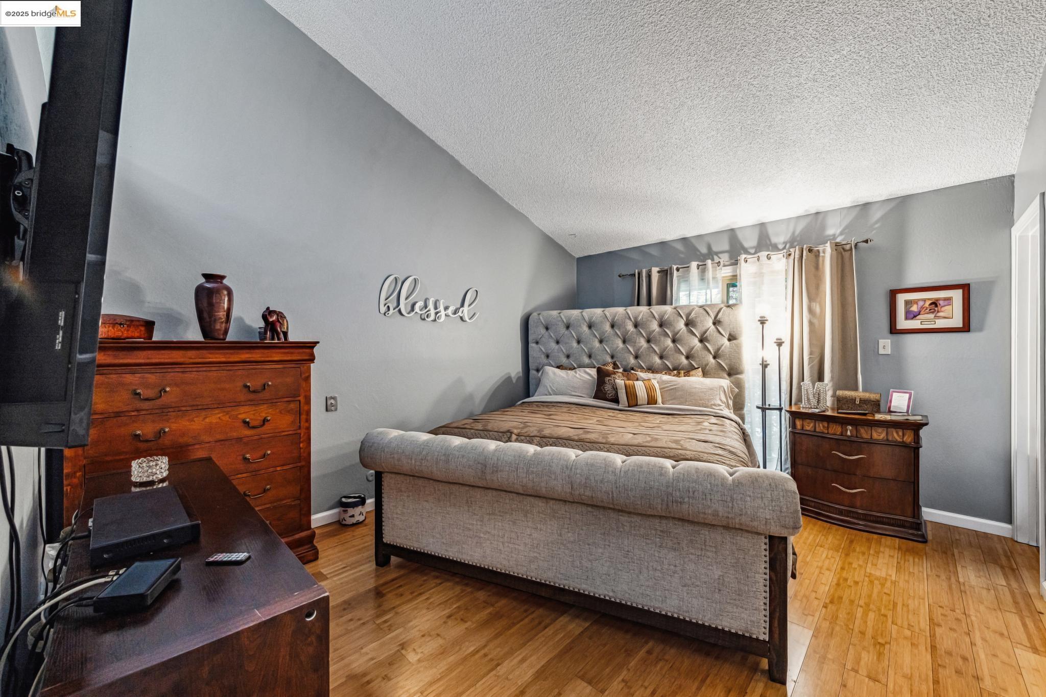 160 Kathy Ellen Dr, Vallejo, California 94591, 2 Bedrooms Bedrooms, 5 Rooms Rooms,2 BathroomsBathrooms,Residential,For Sale,160 Kathy Ellen Dr,41106889
