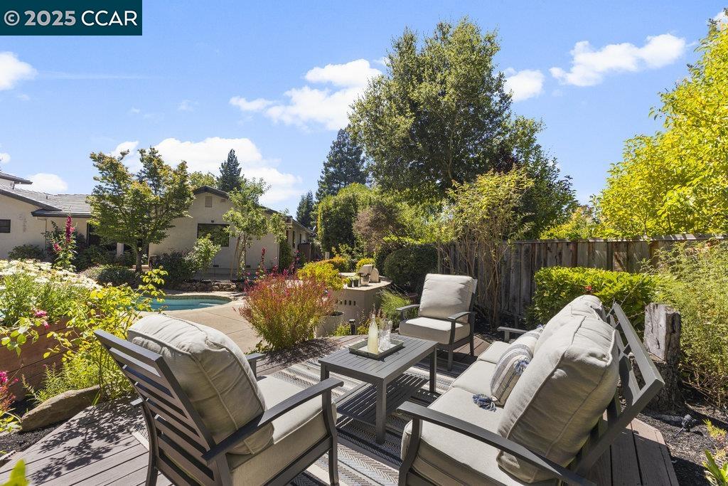 3425 Lanai Dr, San Ramon, California 94582, 5 Bedrooms Bedrooms, 11 Rooms Rooms,4 BathroomsBathrooms,Residential,For Sale,3425 Lanai Dr,41106892