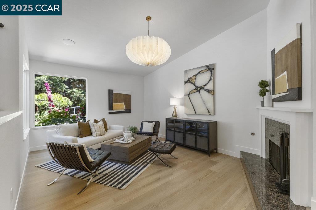 3425 Lanai Dr, San Ramon, California 94582, 5 Bedrooms Bedrooms, 11 Rooms Rooms,4 BathroomsBathrooms,Residential,For Sale,3425 Lanai Dr,41106892