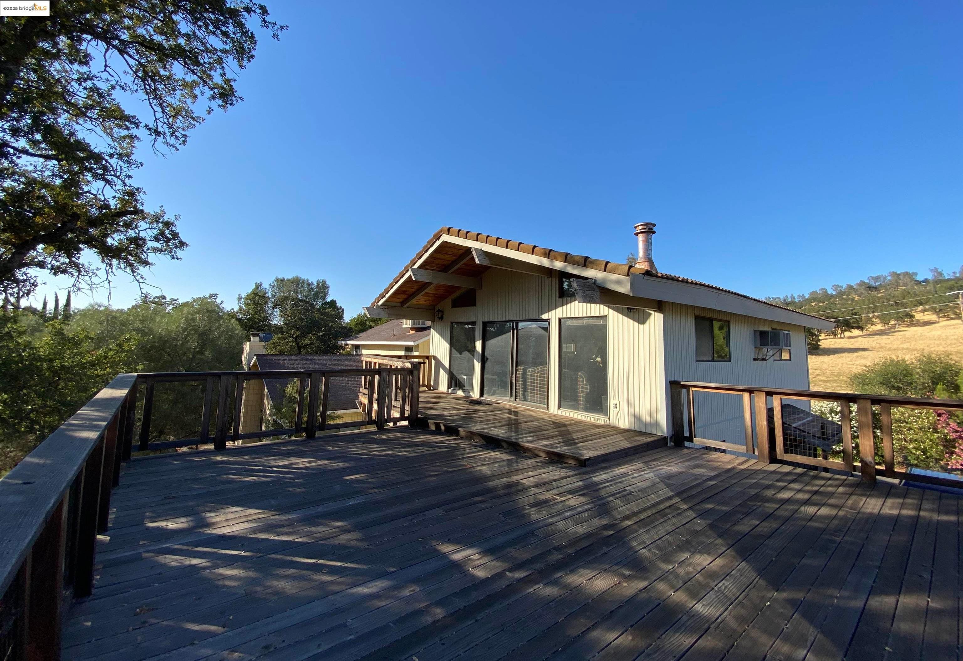 Detail Gallery Image 1 of 38 For 75 Poker Flat Rd, Copperopolis,  CA 95228 - 4 Beds | 2 Baths