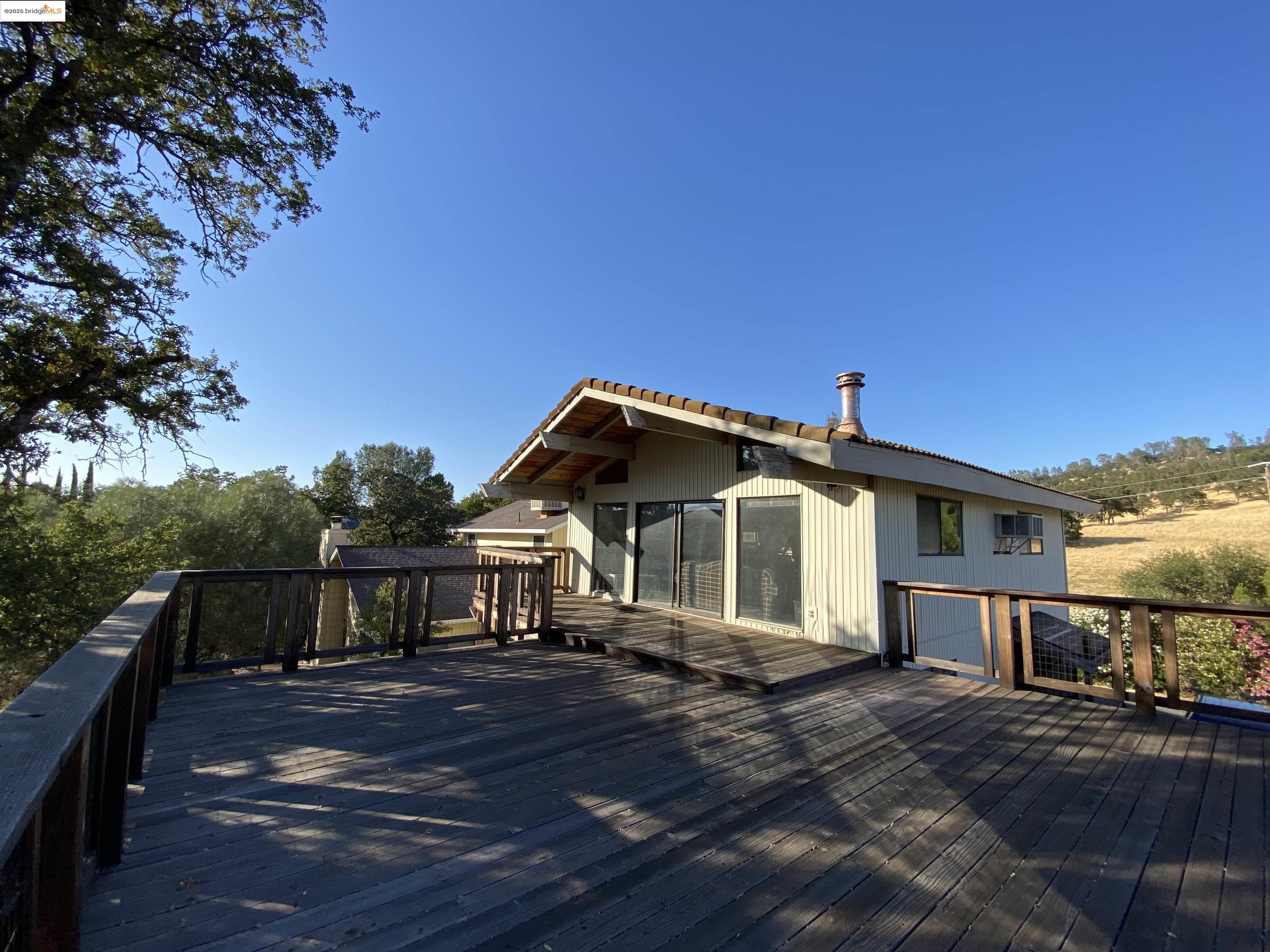 Detail Gallery Image 10 of 50 For 75 Poker Flat Rd, Copperopolis,  CA 95228 - 4 Beds | 2 Baths