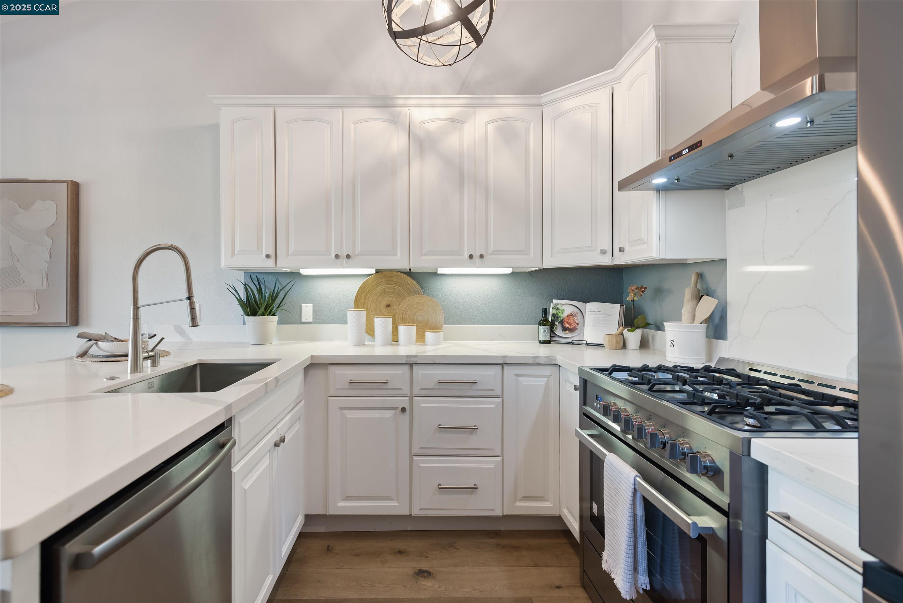 1541 Moraga way, Moraga, California 94556, 3 Bedrooms Bedrooms, 9 Rooms Rooms,2 BathroomsBathrooms,Residential,For Sale,1541 Moraga way,41106896