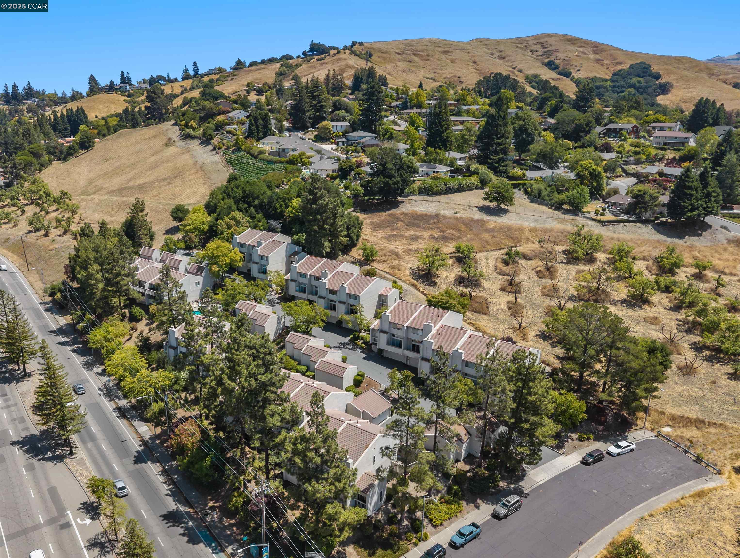 1541 Moraga way, Moraga, California 94556, 3 Bedrooms Bedrooms, 9 Rooms Rooms,2 BathroomsBathrooms,Residential,For Sale,1541 Moraga way,41106896
