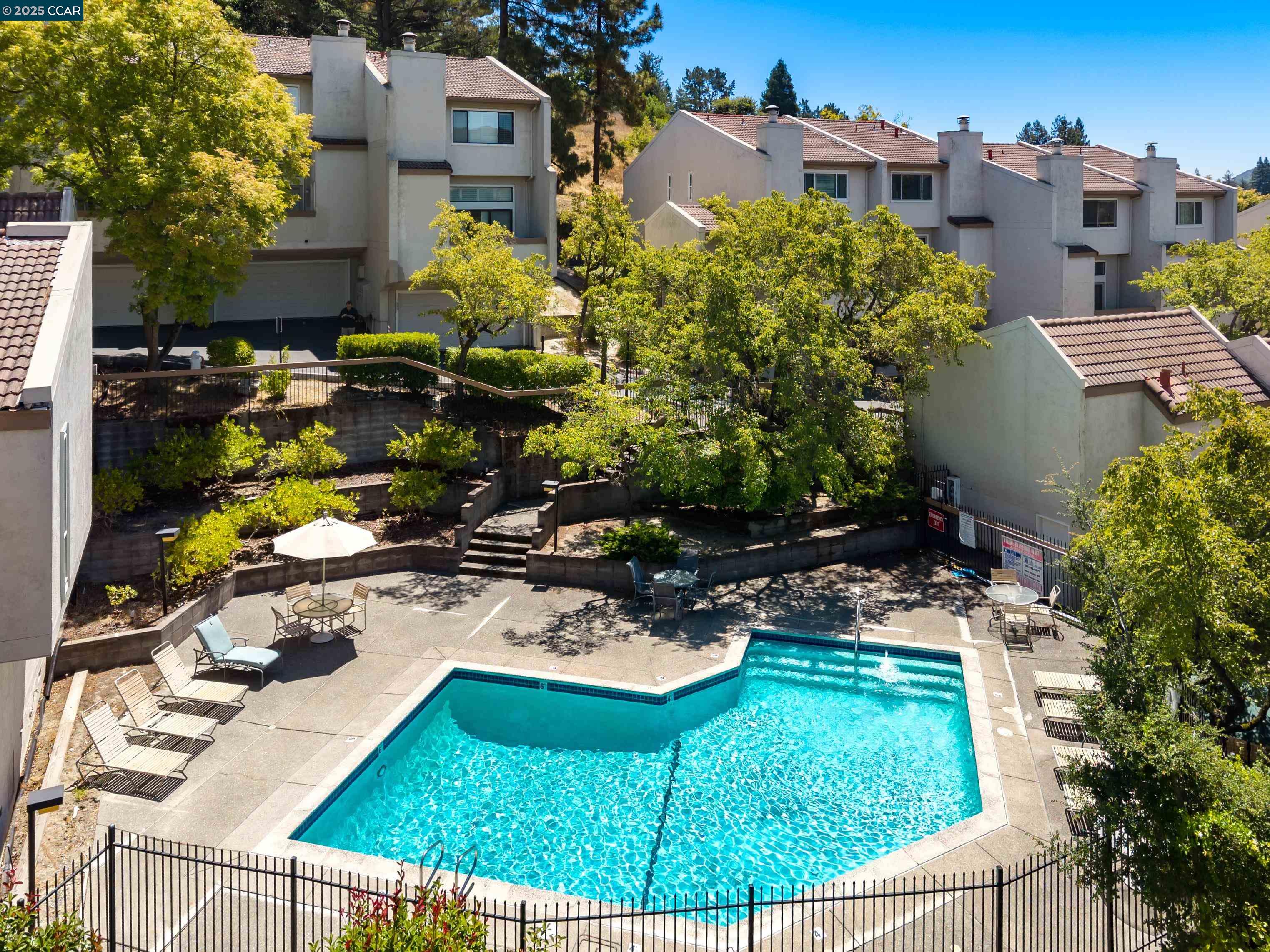 1541 Moraga way, Moraga, California 94556, 3 Bedrooms Bedrooms, 9 Rooms Rooms,2 BathroomsBathrooms,Residential,For Sale,1541 Moraga way,41106896