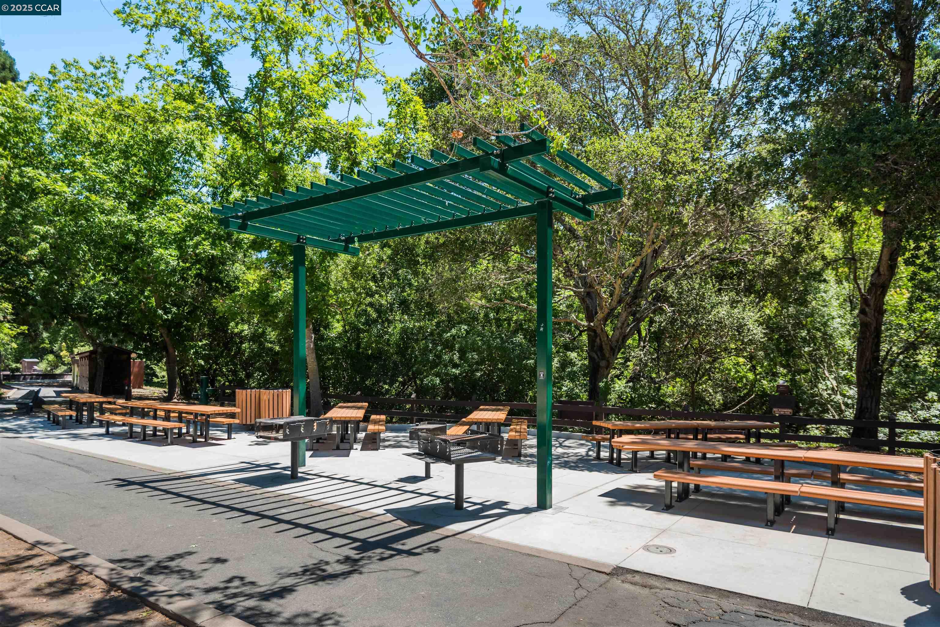 1541 Moraga way, Moraga, California 94556, 3 Bedrooms Bedrooms, 9 Rooms Rooms,2 BathroomsBathrooms,Residential,For Sale,1541 Moraga way,41106896