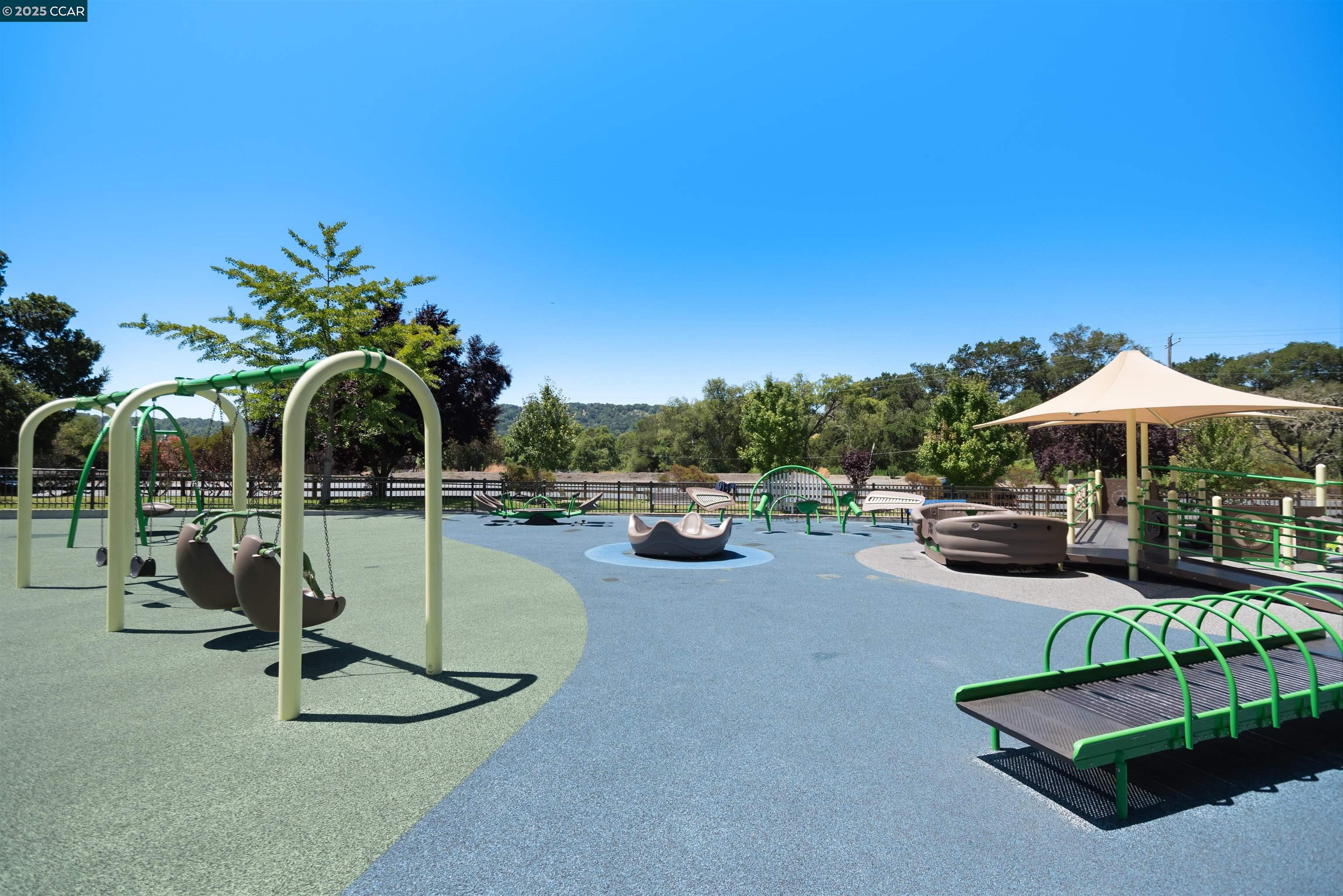 1541 Moraga way, Moraga, California 94556, 3 Bedrooms Bedrooms, 9 Rooms Rooms,2 BathroomsBathrooms,Residential,For Sale,1541 Moraga way,41106896