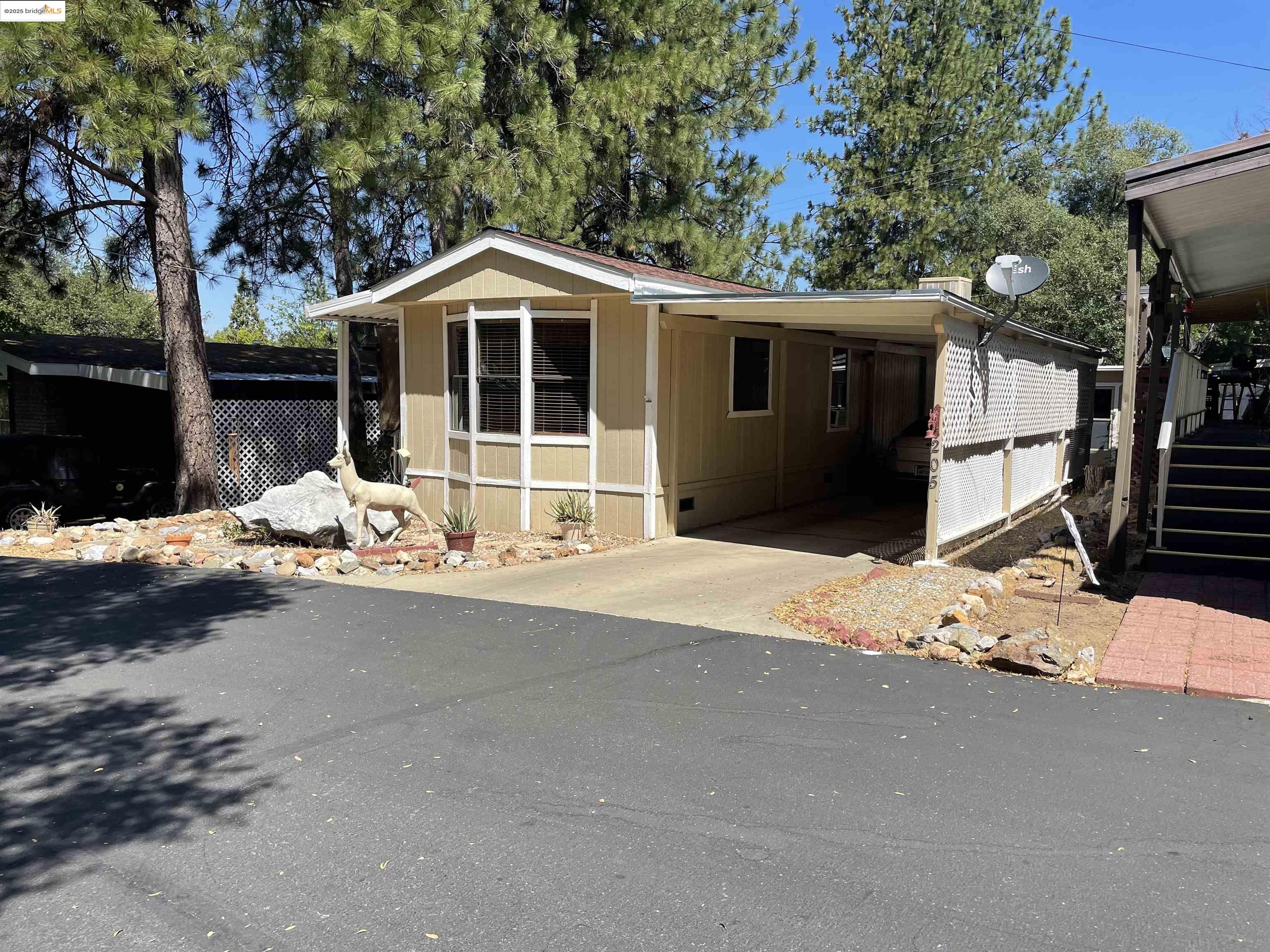 10956 Green St # 205, Columbia, California 95310, 2 Bedrooms Bedrooms, 4 Rooms Rooms,1 BathroomBathrooms,Manufactured In Park,For Sale,10956 Green St # 205,41106899