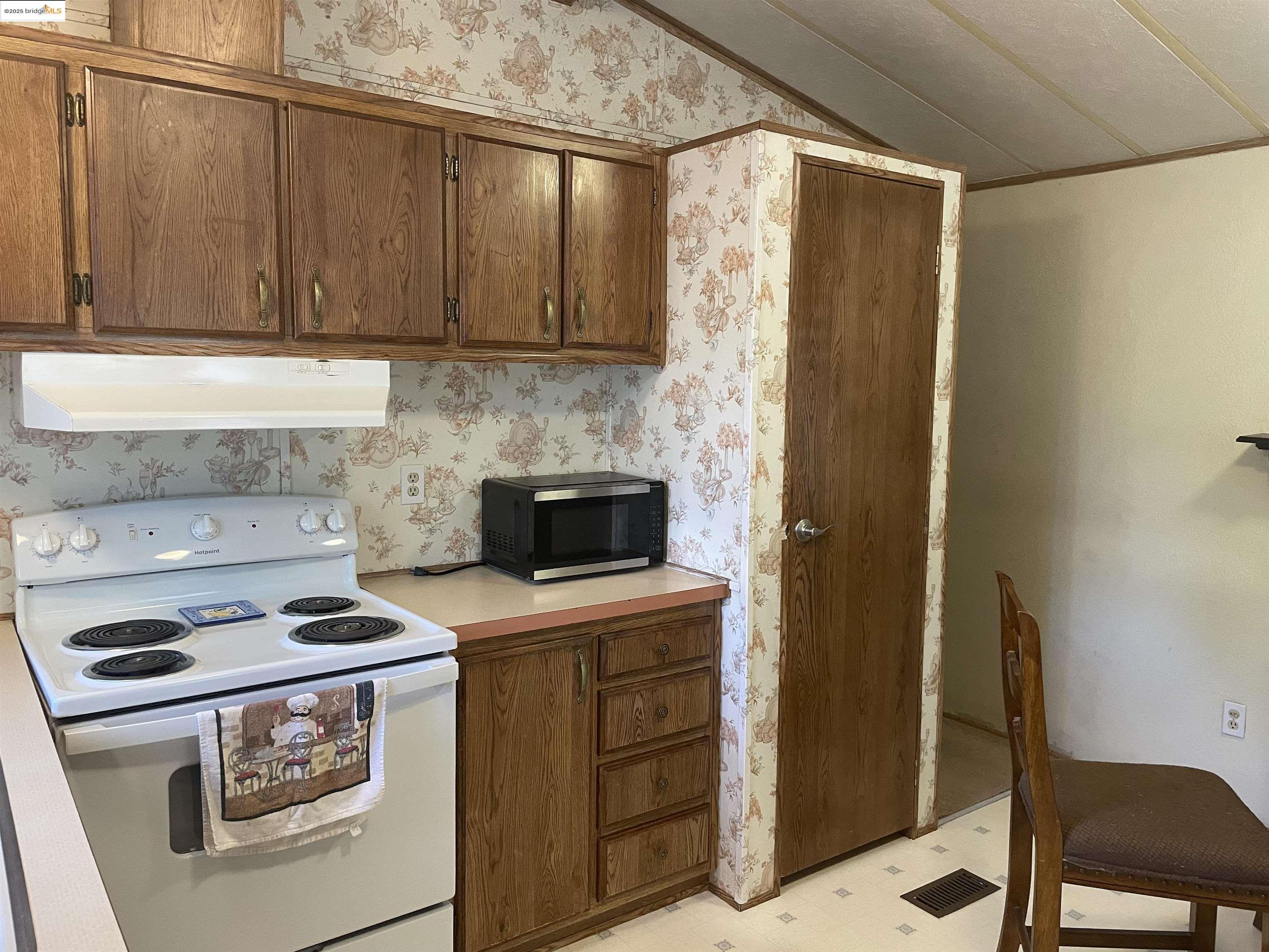 10956 Green St # 205, Columbia, California 95310, 2 Bedrooms Bedrooms, 4 Rooms Rooms,1 BathroomBathrooms,Manufactured In Park,For Sale,10956 Green St # 205,41106899