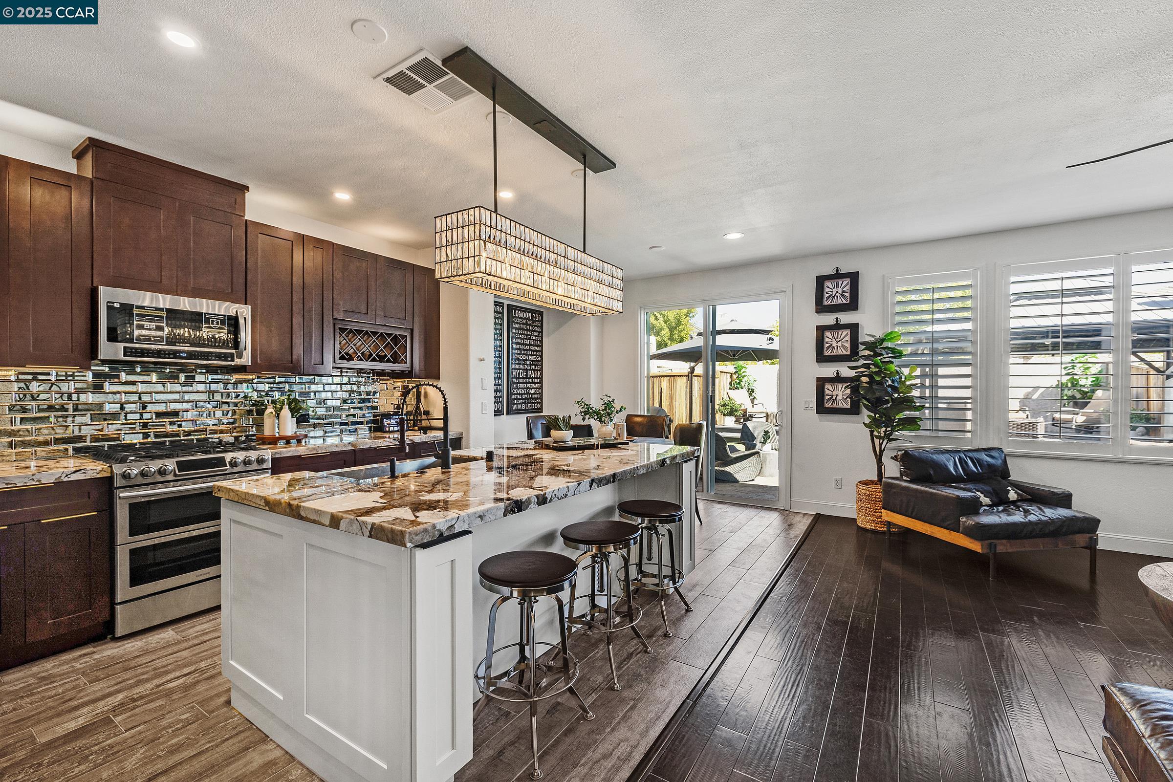 Photo #5: 41106900 Listing 