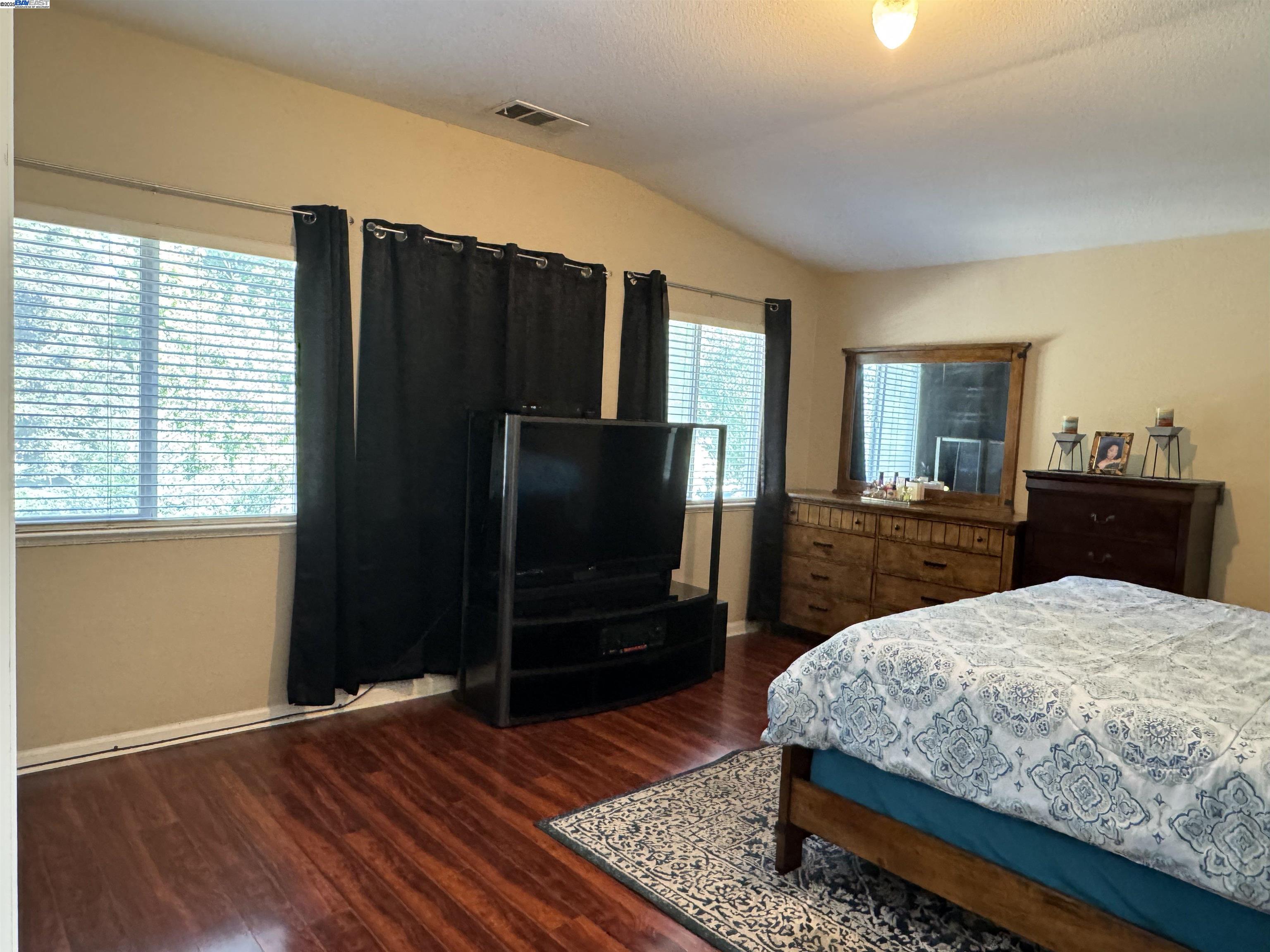 Detail Gallery Image 20 of 41 For 10342 Mono Ct, Stockton,  CA 95219-7118 - 4 Beds | 3 Baths