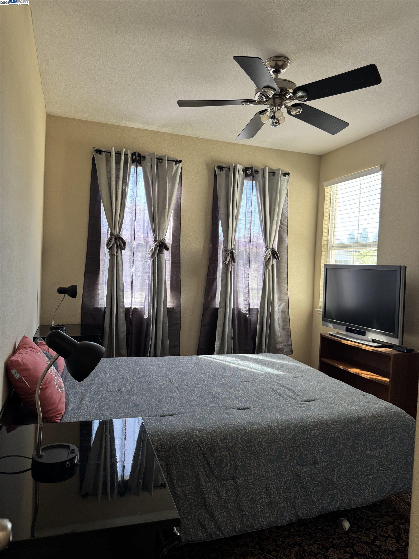 Detail Gallery Image 27 of 41 For 10342 Mono Ct, Stockton,  CA 95219-7118 - 4 Beds | 3 Baths