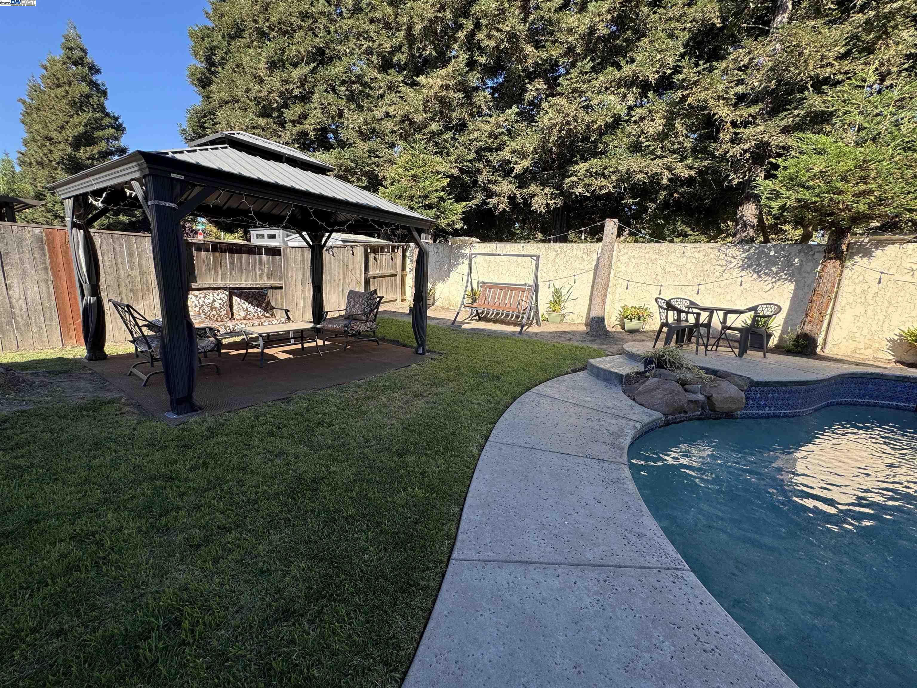 Detail Gallery Image 34 of 41 For 10342 Mono Ct, Stockton,  CA 95219-7118 - 4 Beds | 3 Baths