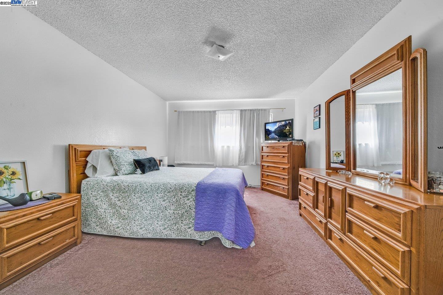 Detail Gallery Image 13 of 55 For 1738 7th St, Berkeley,  CA 94710 - – Beds | – Baths