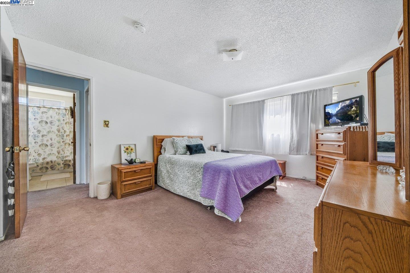 Detail Gallery Image 14 of 55 For 1738 7th St, Berkeley,  CA 94710 - – Beds | – Baths