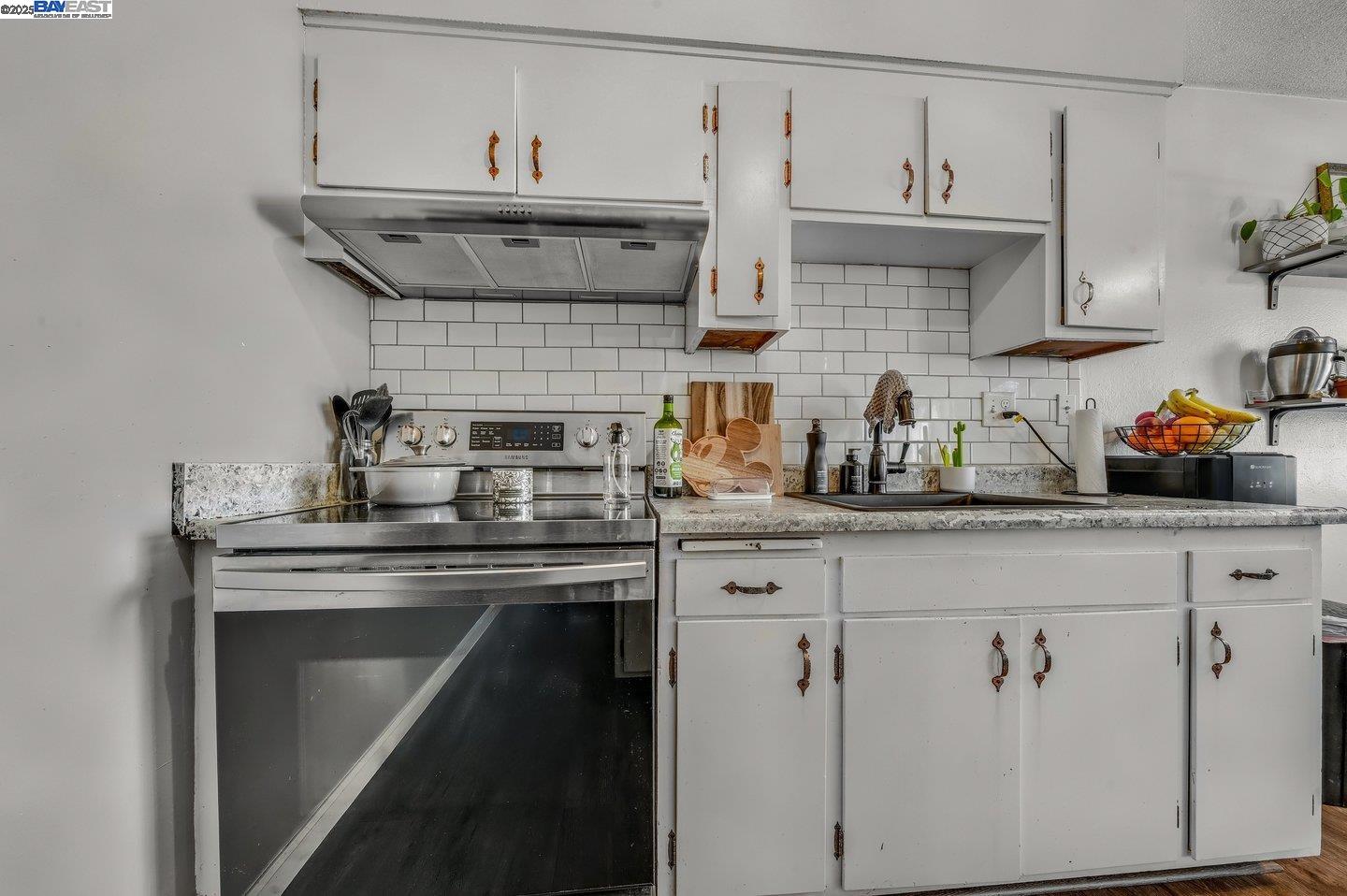 Detail Gallery Image 24 of 55 For 1738 7th St, Berkeley,  CA 94710 - – Beds | – Baths