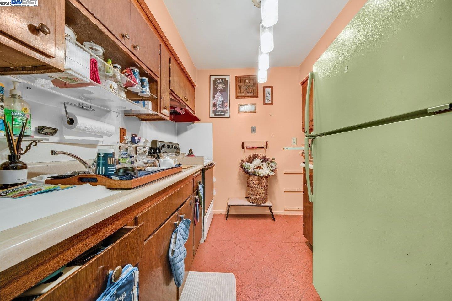 Detail Gallery Image 40 of 55 For 1738 7th St, Berkeley,  CA 94710 - – Beds | – Baths