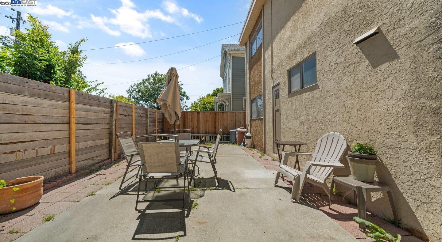 Detail Gallery Image 6 of 55 For 1738 7th St, Berkeley,  CA 94710 - – Beds | – Baths