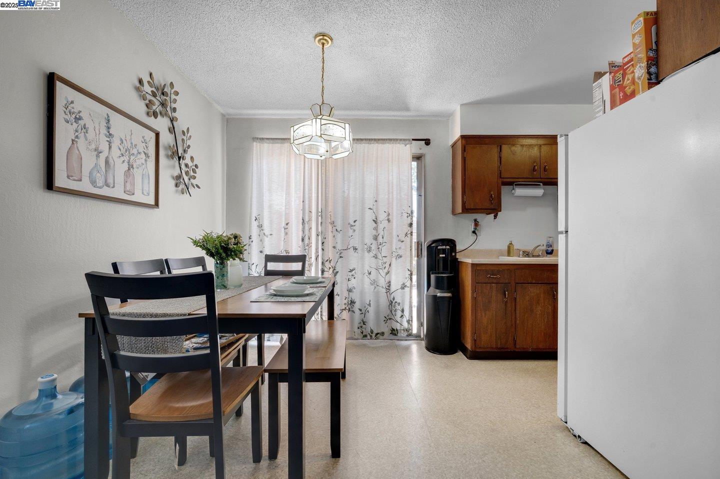 Detail Gallery Image 7 of 55 For 1738 7th St, Berkeley,  CA 94710 - – Beds | – Baths