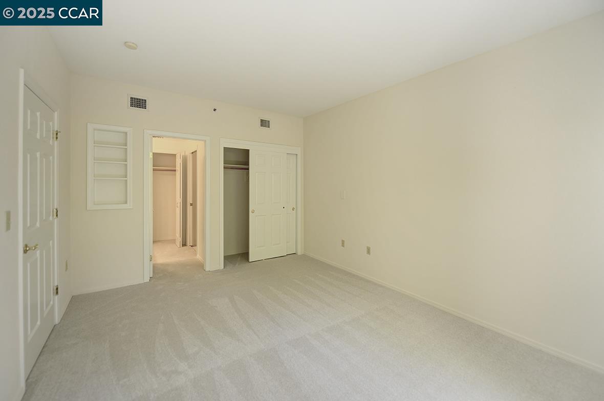 Photo #15: 41106911 Listing: Photo #15
