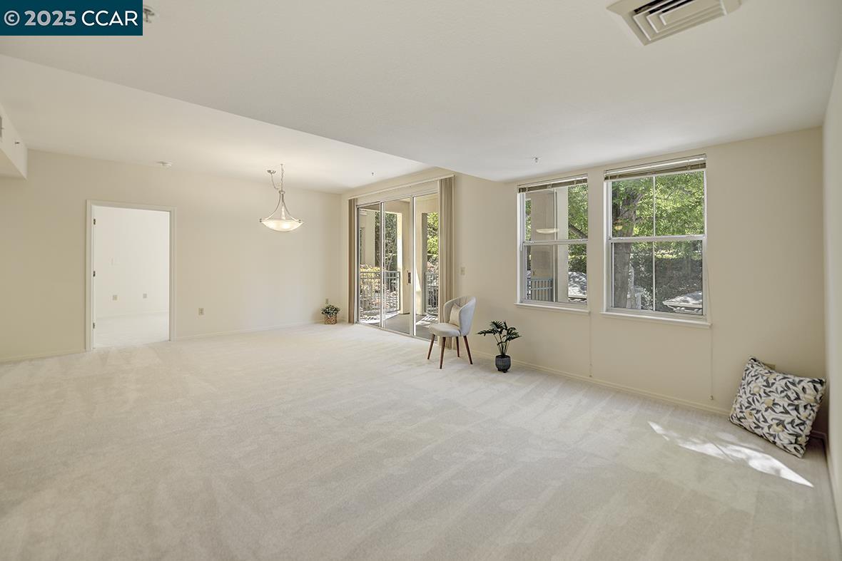 Photo #33: 41106911 Listing: Photo #33
