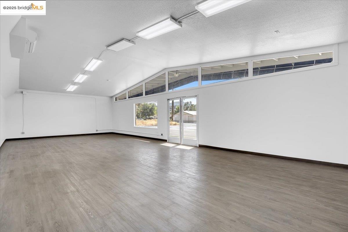 Detail Gallery Image 6 of 33 For 20736 Longeway Rd, Sonora,  CA 95370 - – Beds | – Baths