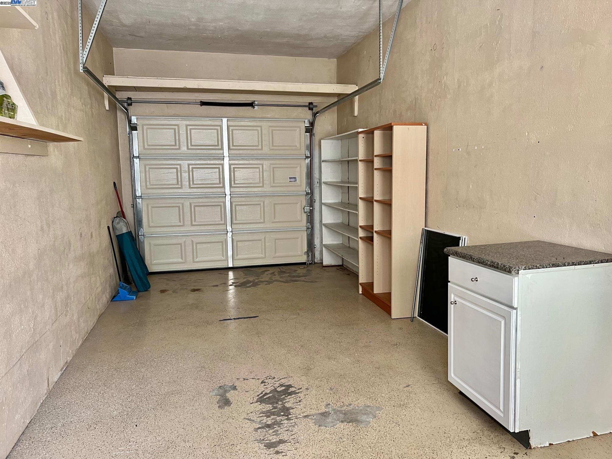 Detail Gallery Image 12 of 12 For 3594 Somerset Ave #FRONT UNIT,  Castro Valley,  CA 94546 - 2 Beds | 1 Baths