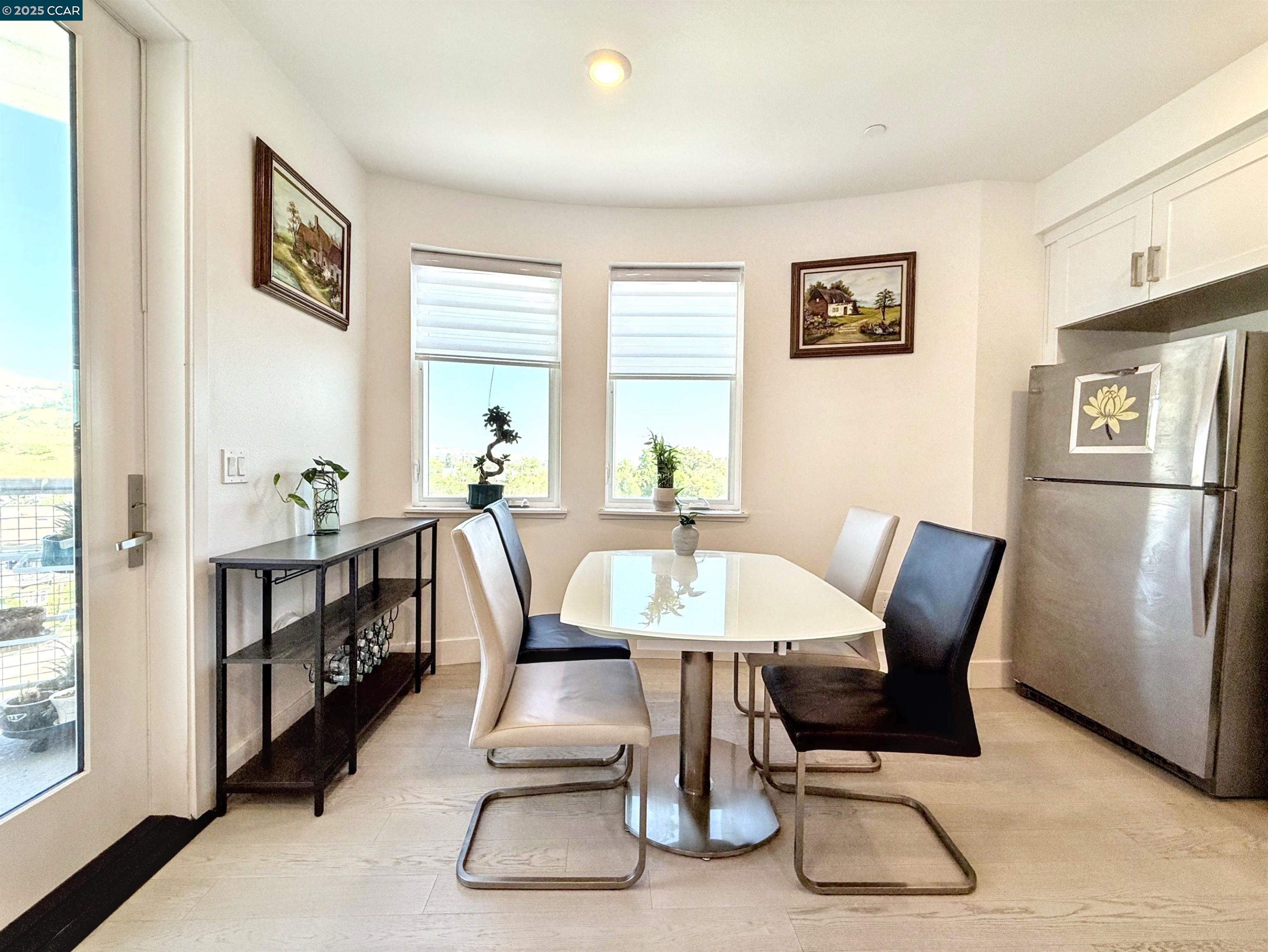Detail Gallery Image 14 of 39 For 42111 Osgood Rd #401,  Fremont,  CA 94539 - 2 Beds | 2 Baths